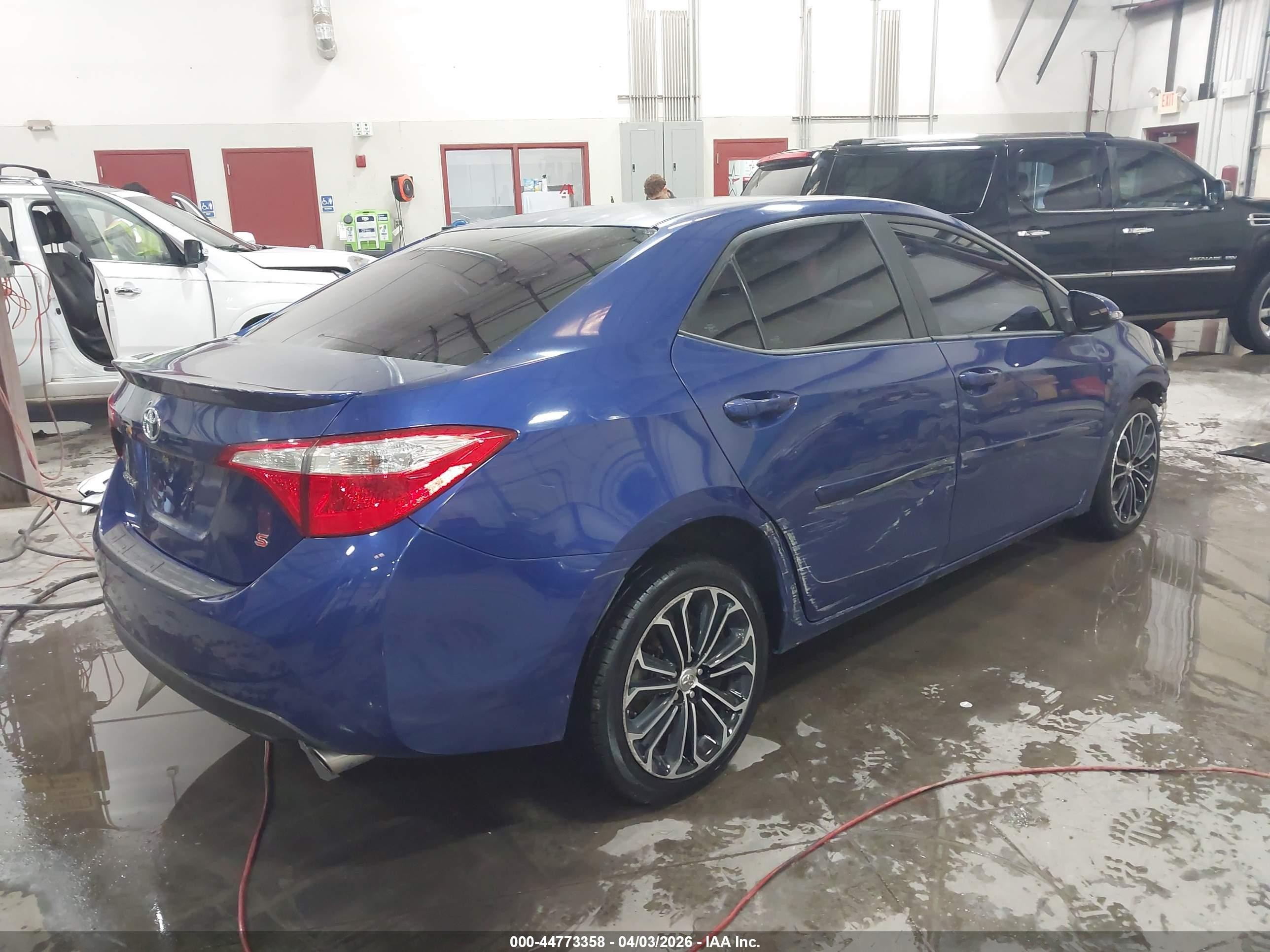 2014 Toyota Corolla S Plus Синий vin: 2T1BURHE3EC225169
