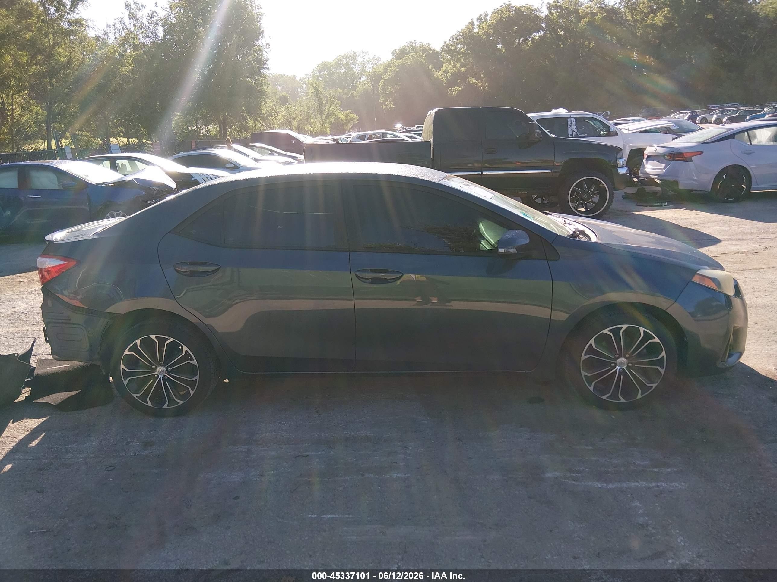2015 Toyota Corolla S Plus Blue vin: 2T1BURHE3FC237419