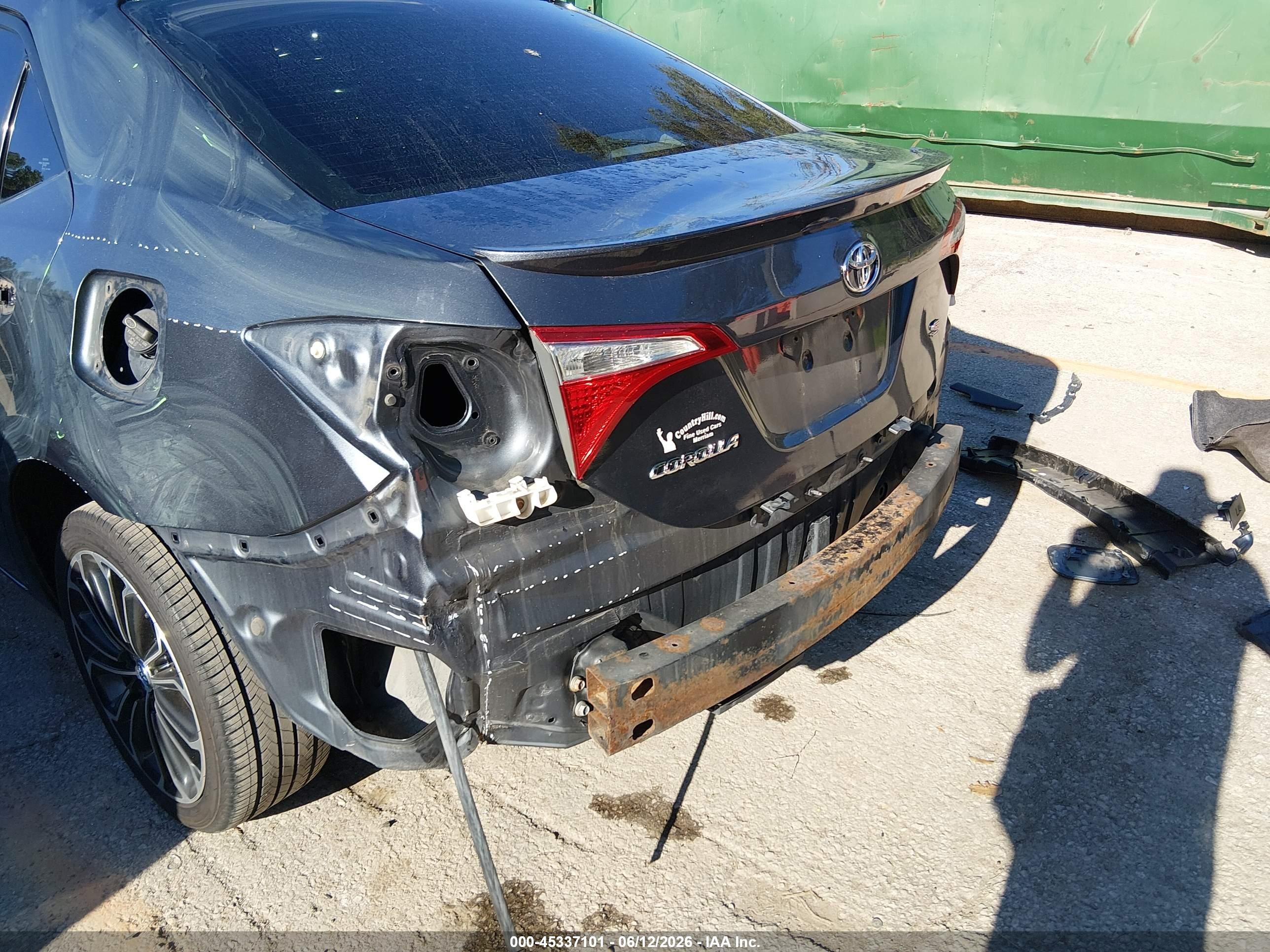 2015 Toyota Corolla S Plus Blue vin: 2T1BURHE3FC237419