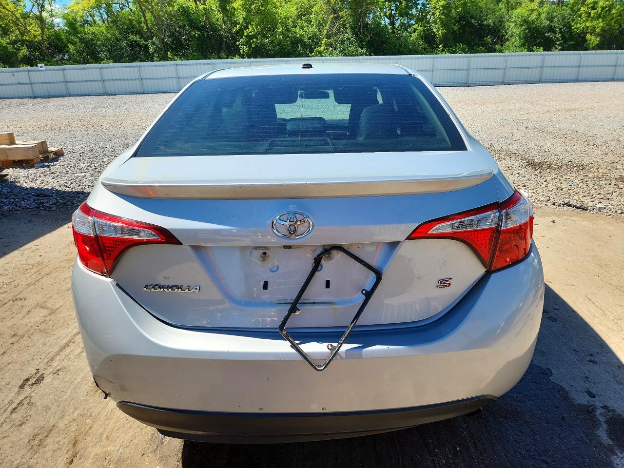 2015 Toyota Corolla S Plus Серебряный vin: 2T1BURHE3FC237940