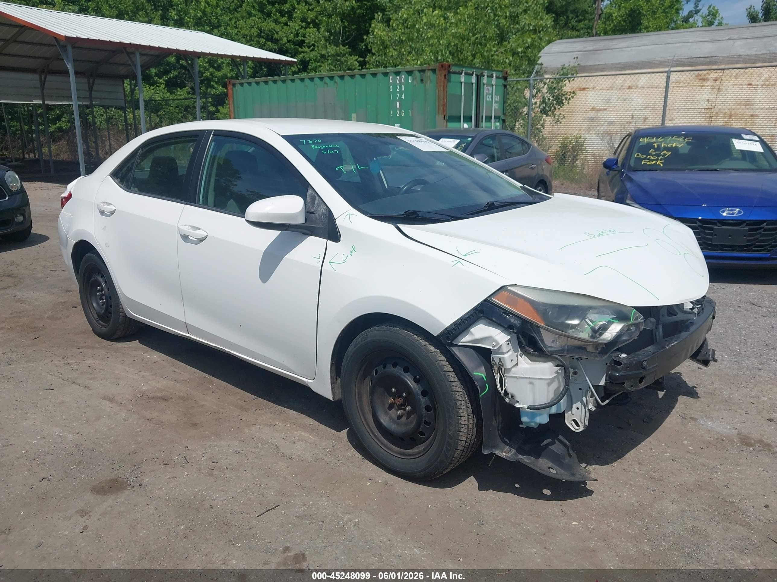 2015 Toyota Corolla Le Белый vin: 2T1BURHE3FC238862