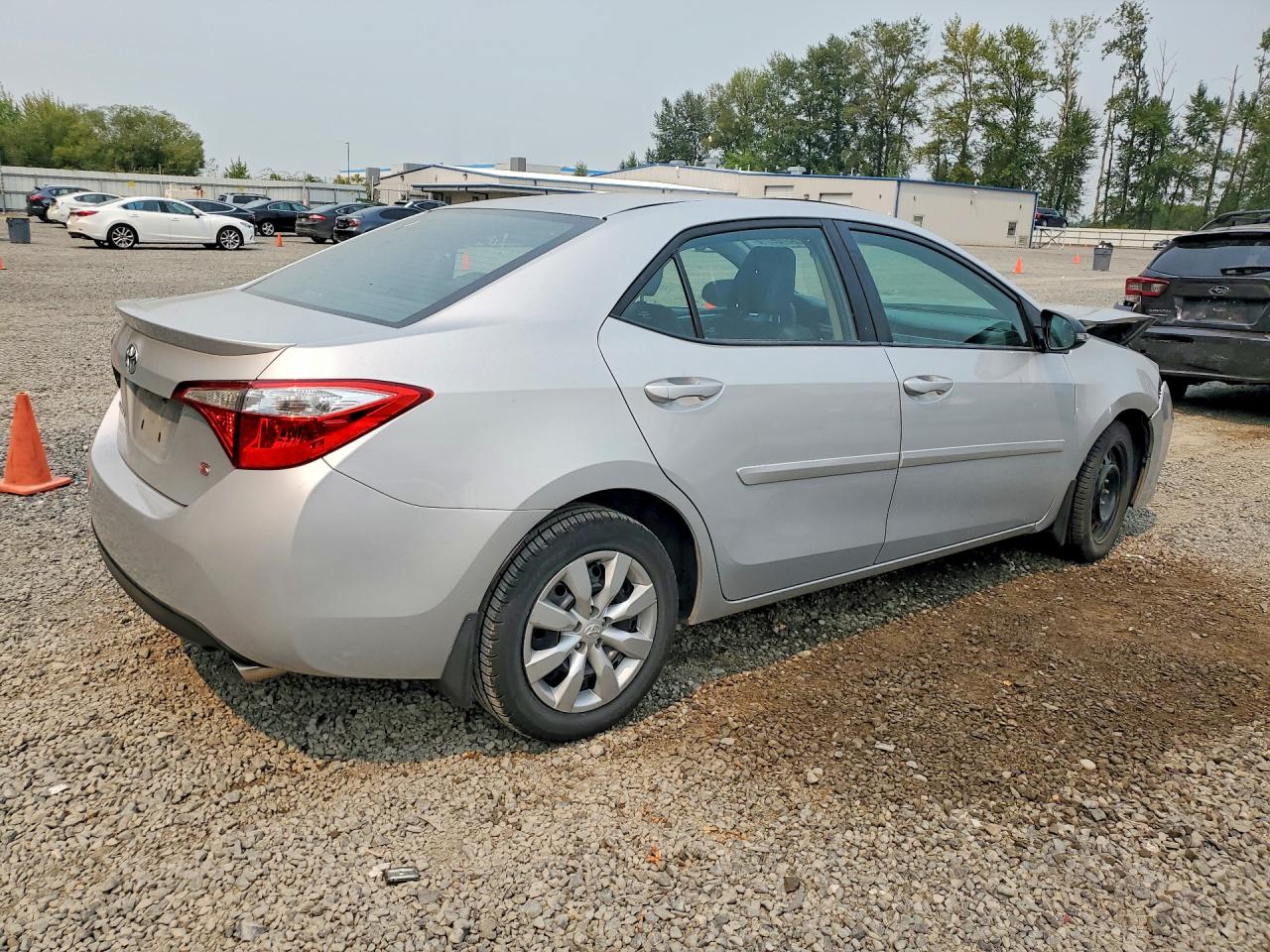 2015 Toyota Corolla L Silver vin: 2T1BURHE3FC253216
