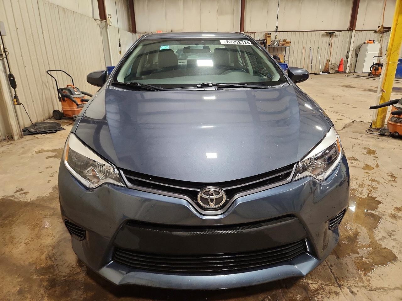 2015 Toyota Corolla Le Gray vin: 2T1BURHE3FC258402