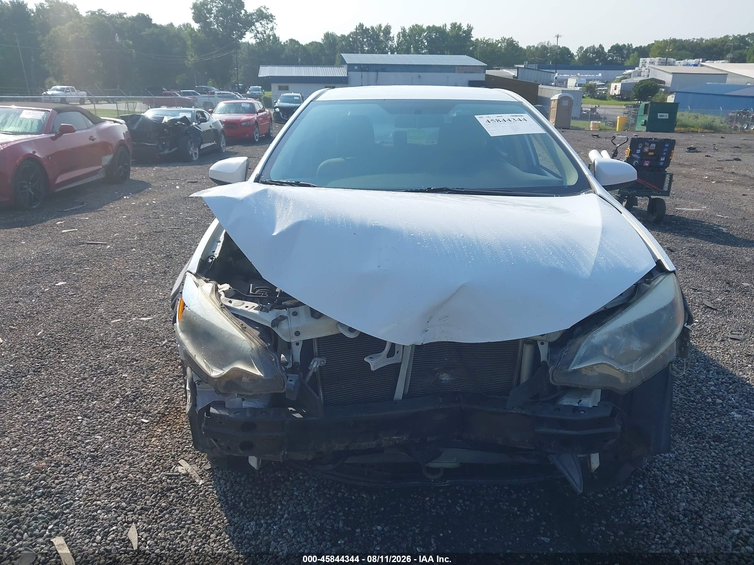 2015 Toyota Corolla Le Белый vin: 2T1BURHE3FC263907