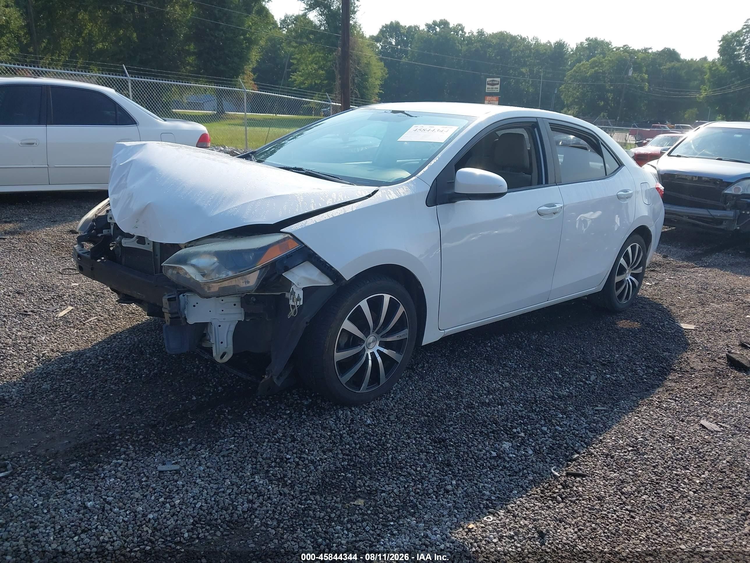 2015 Toyota Corolla Le Белый vin: 2T1BURHE3FC263907