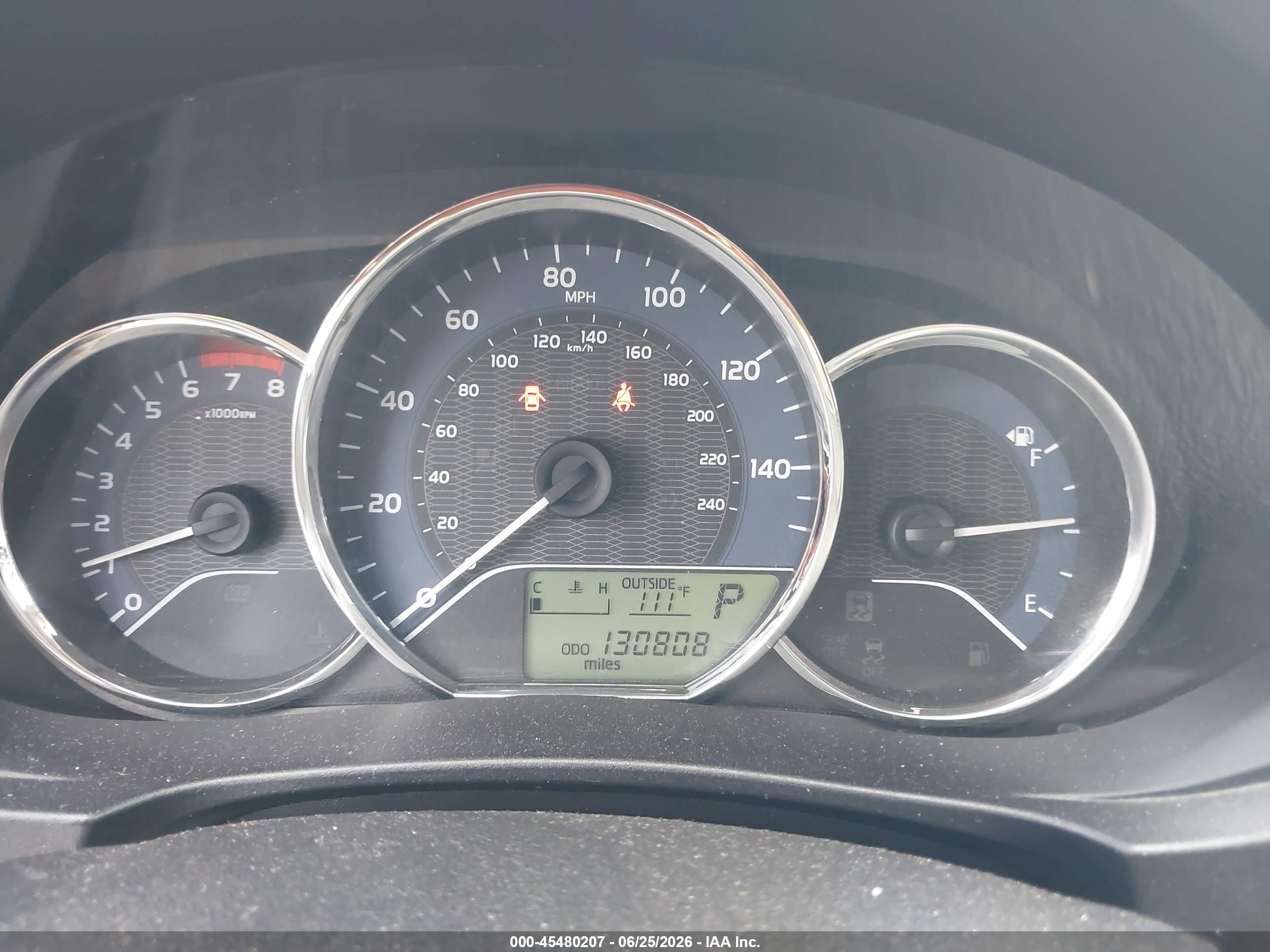 2015 Toyota Corolla Le Белый vin: 2T1BURHE3FC266354