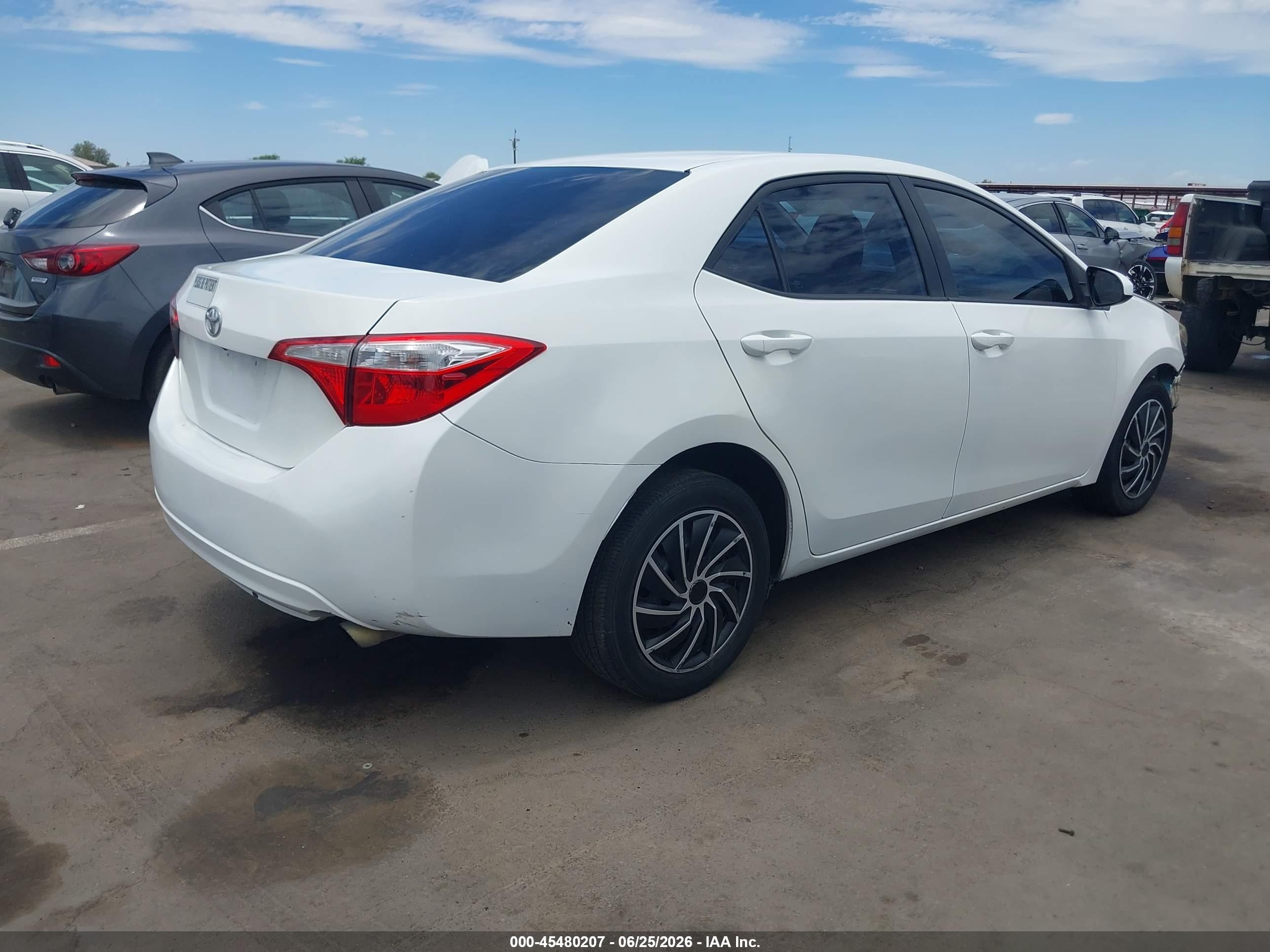 2015 Toyota Corolla Le Белый vin: 2T1BURHE3FC266354