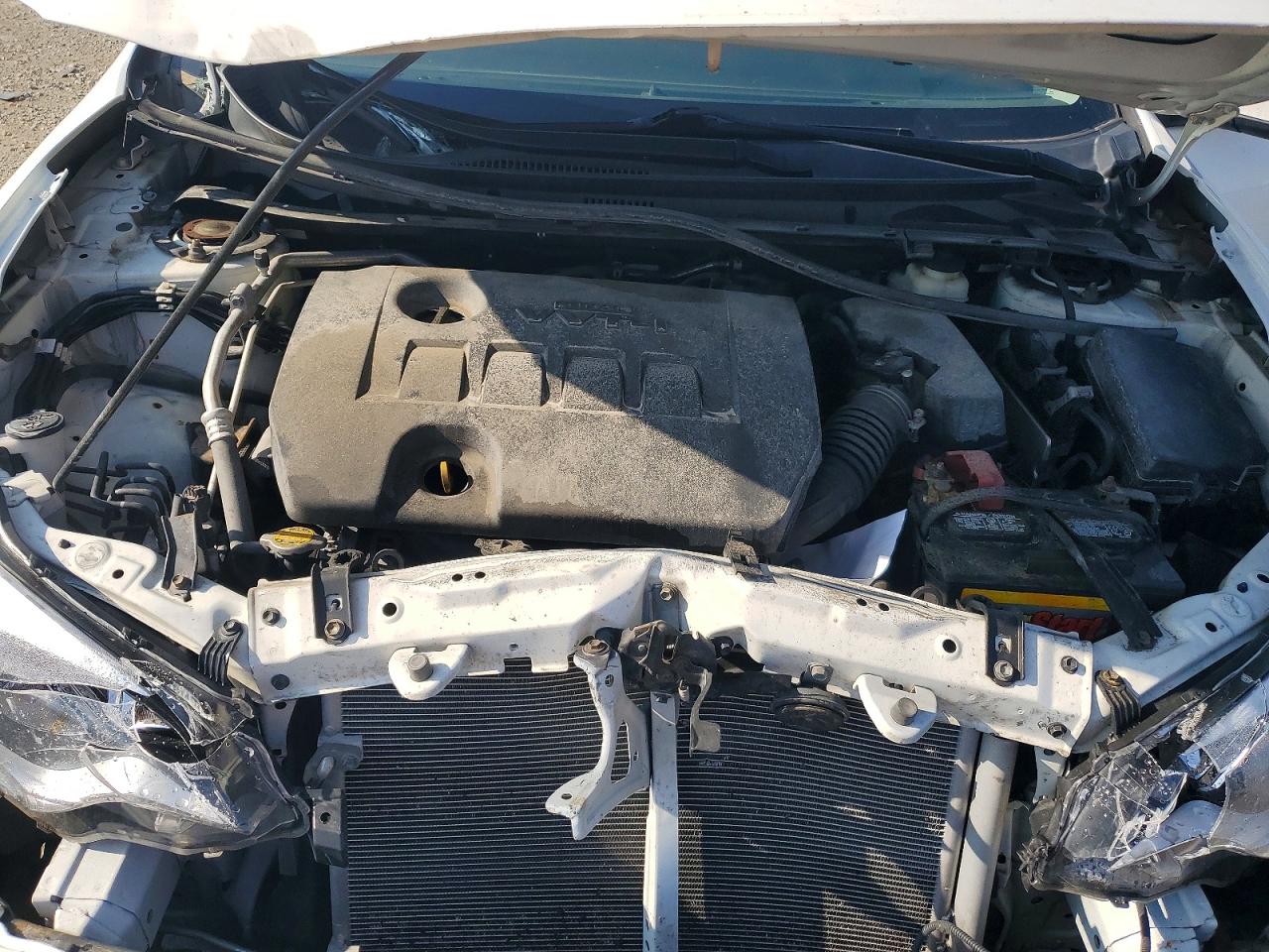 2015 Toyota Corolla Le Белый vin: 2T1BURHE3FC267004