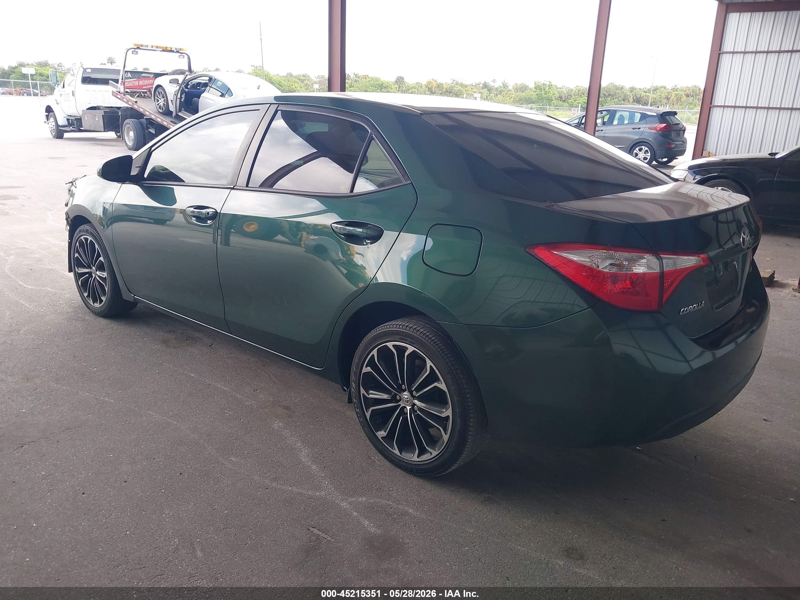 2015 Toyota Corolla Le Green vin: 2T1BURHE3FC273790