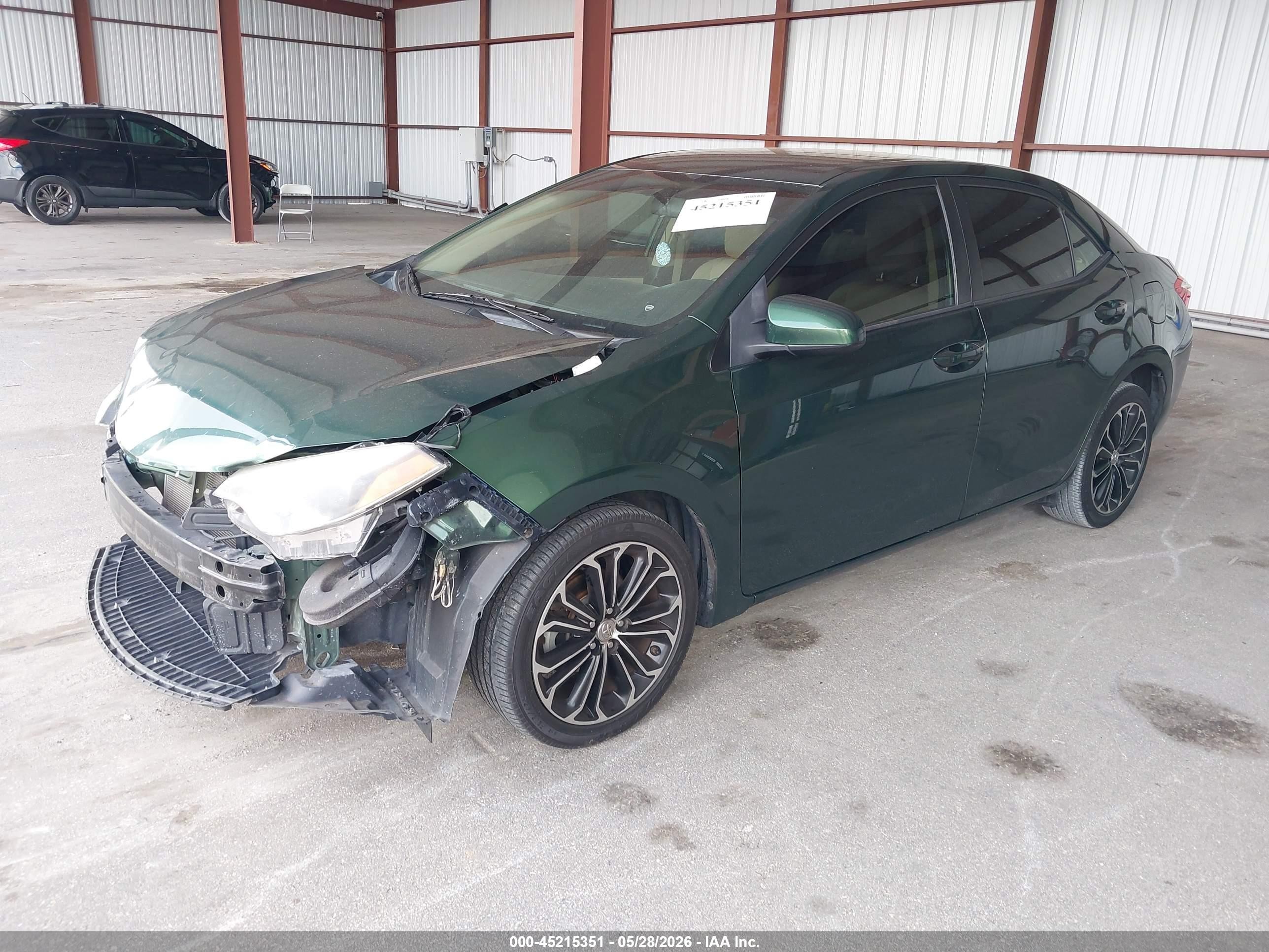 2015 Toyota Corolla Le Green vin: 2T1BURHE3FC273790