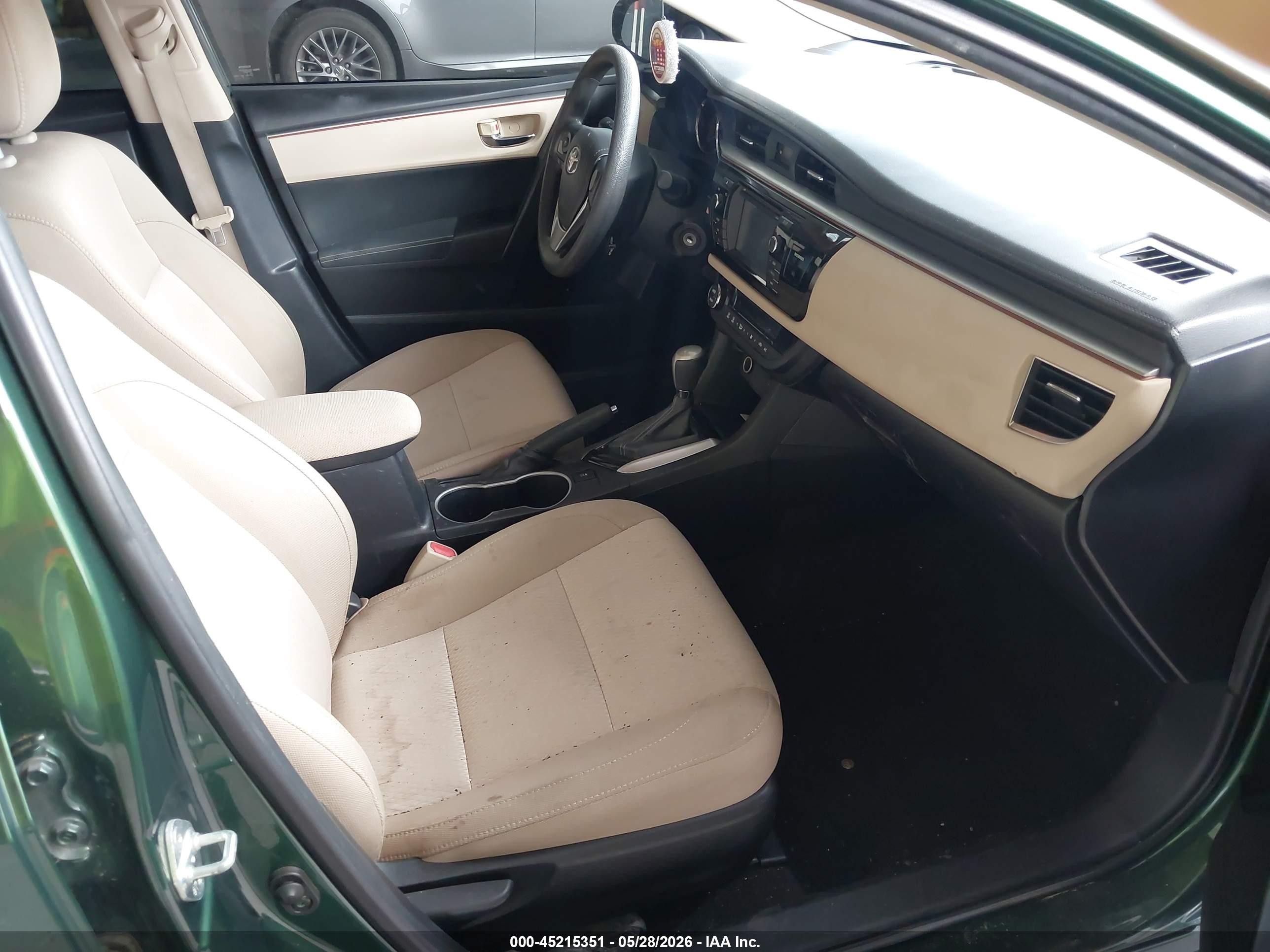 2015 Toyota Corolla Le Green vin: 2T1BURHE3FC273790