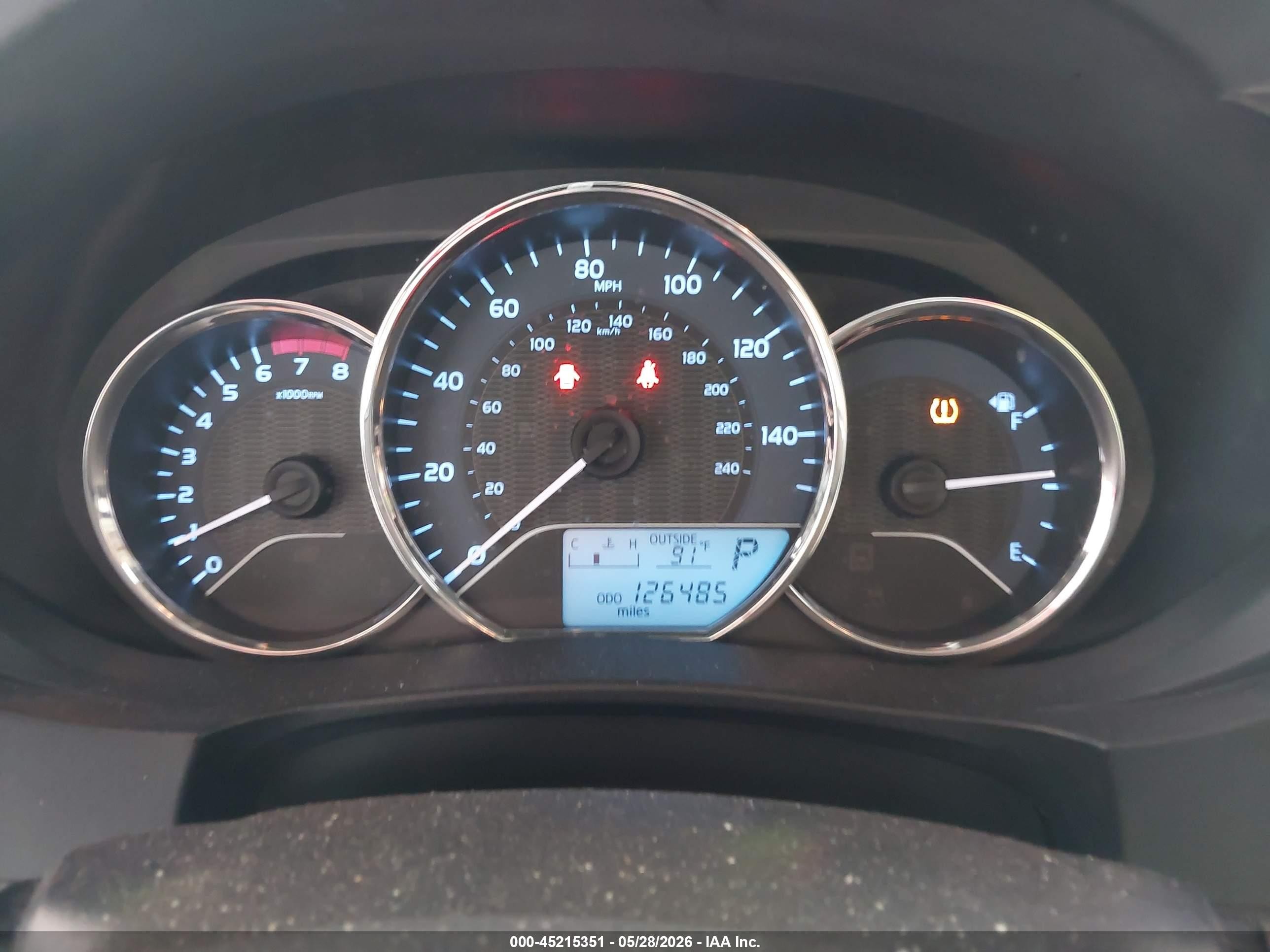 2015 Toyota Corolla Le Green vin: 2T1BURHE3FC273790
