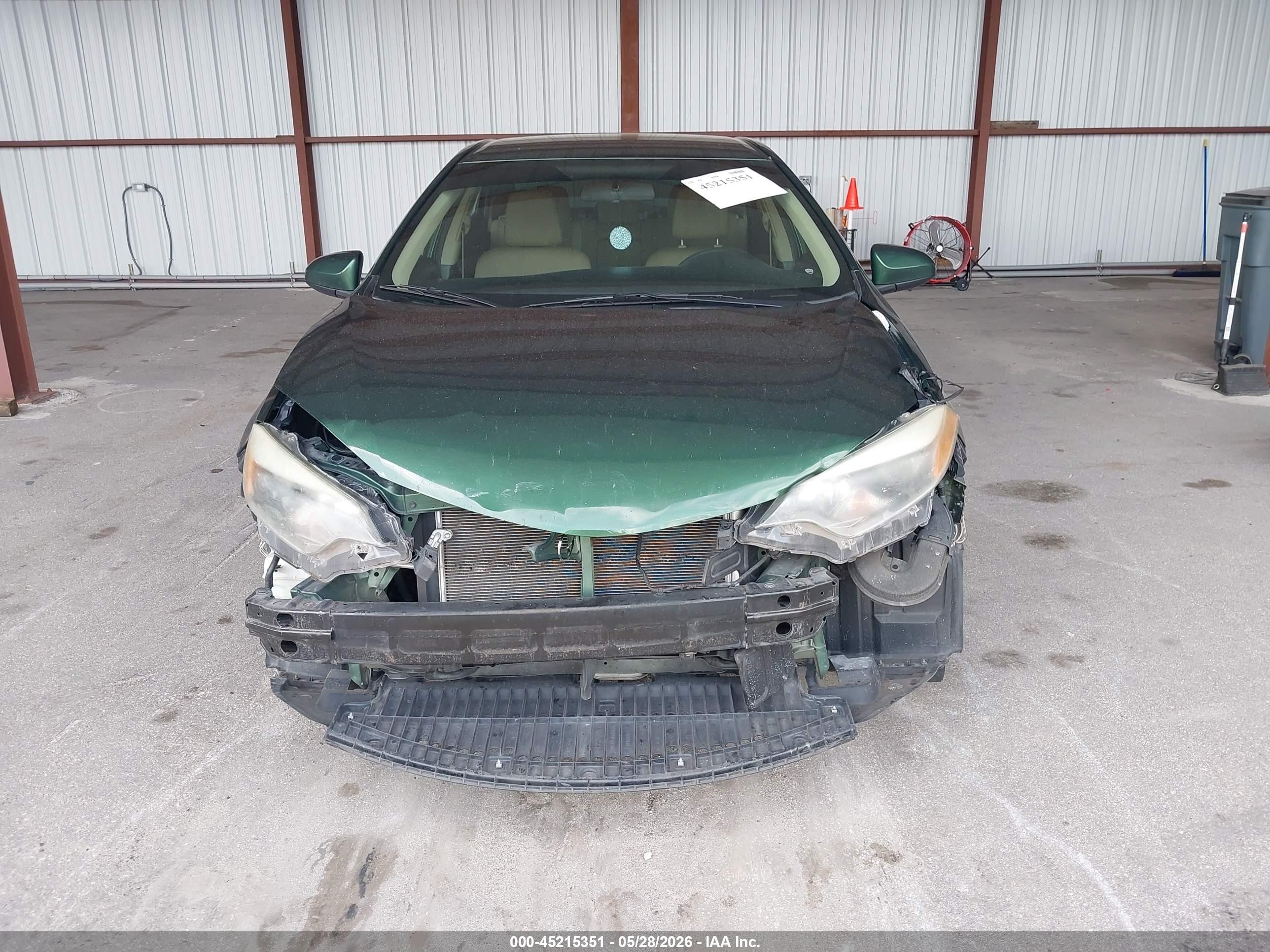 2015 Toyota Corolla Le Green vin: 2T1BURHE3FC273790