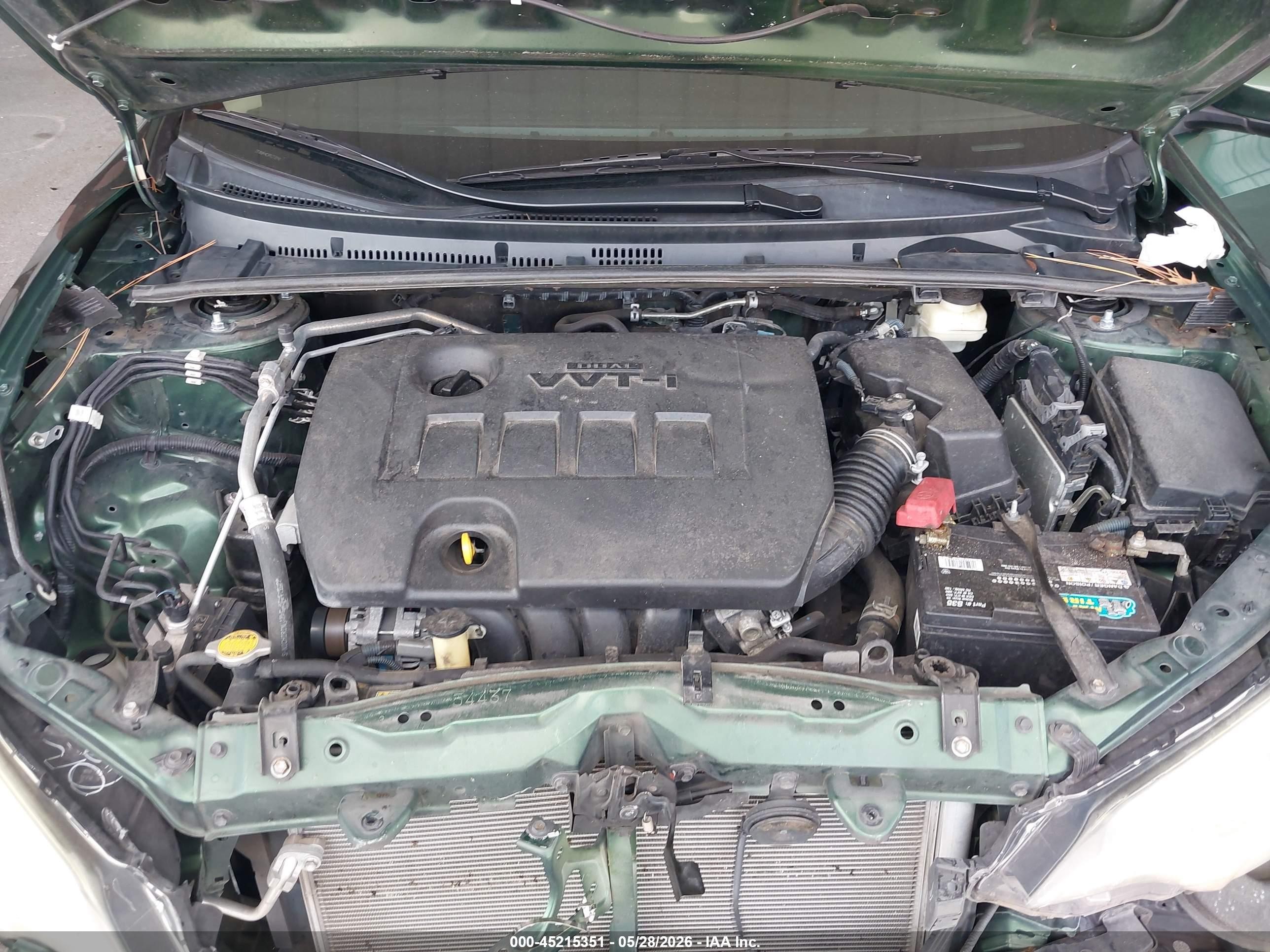 2015 Toyota Corolla Le Green vin: 2T1BURHE3FC273790