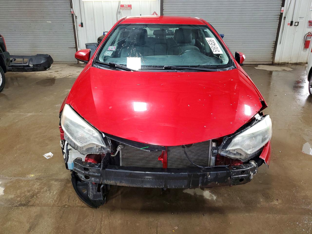 2015 Toyota Corolla Le Red vin: 2T1BURHE3FC281050