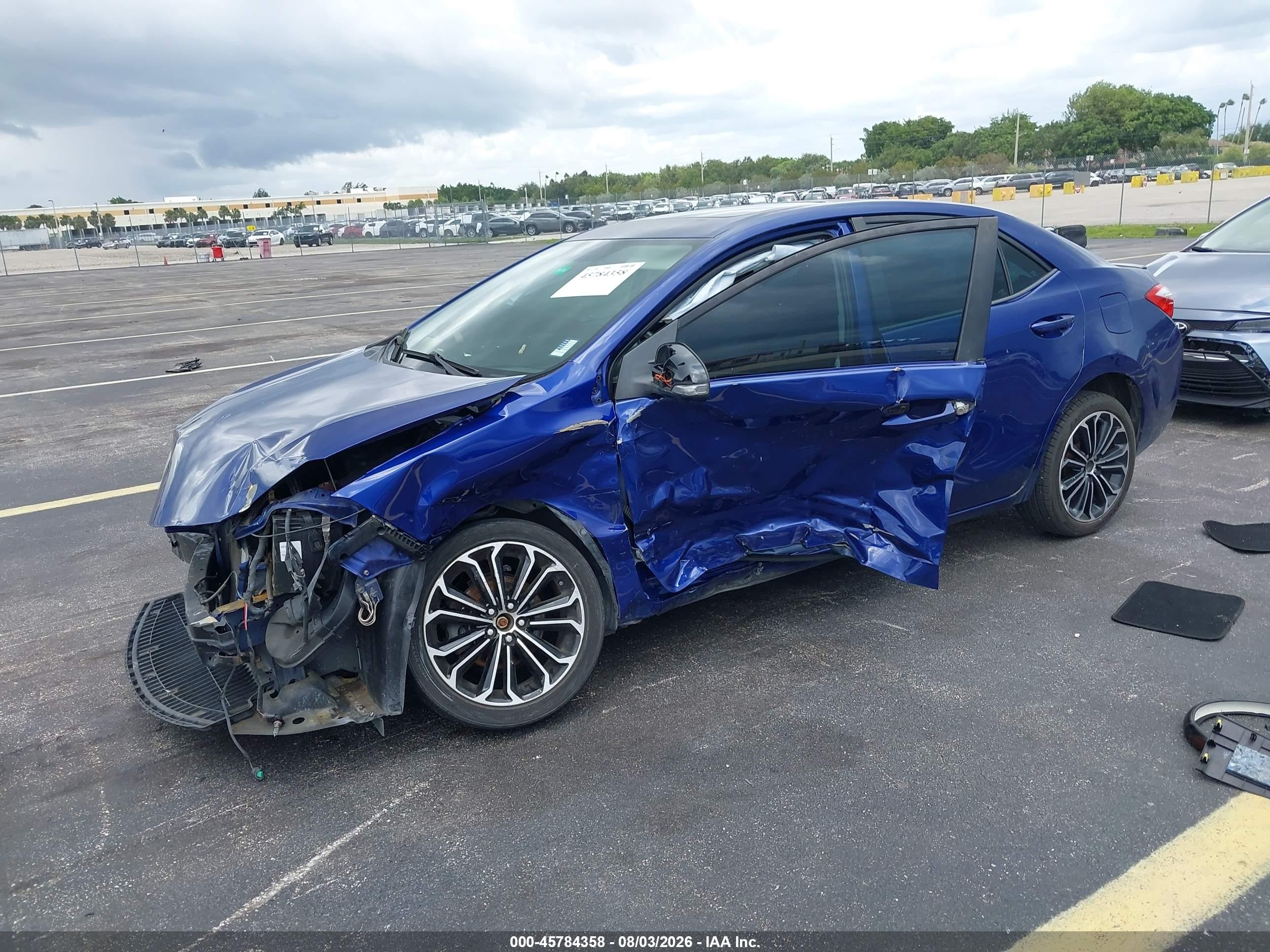 2015 Toyota Corolla S Plus Синий vin: 2T1BURHE3FC296857