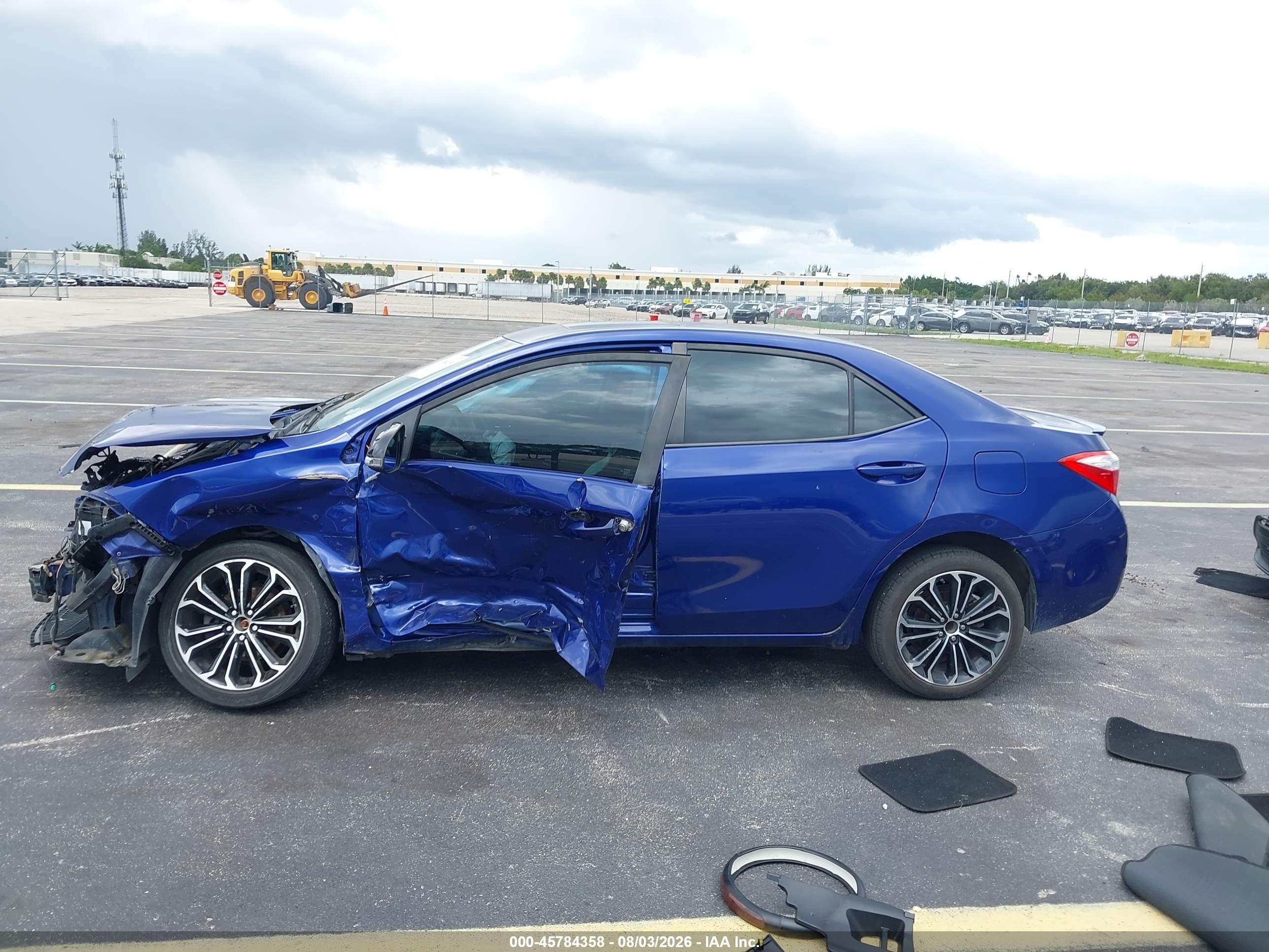 2015 Toyota Corolla S Plus Синий vin: 2T1BURHE3FC296857
