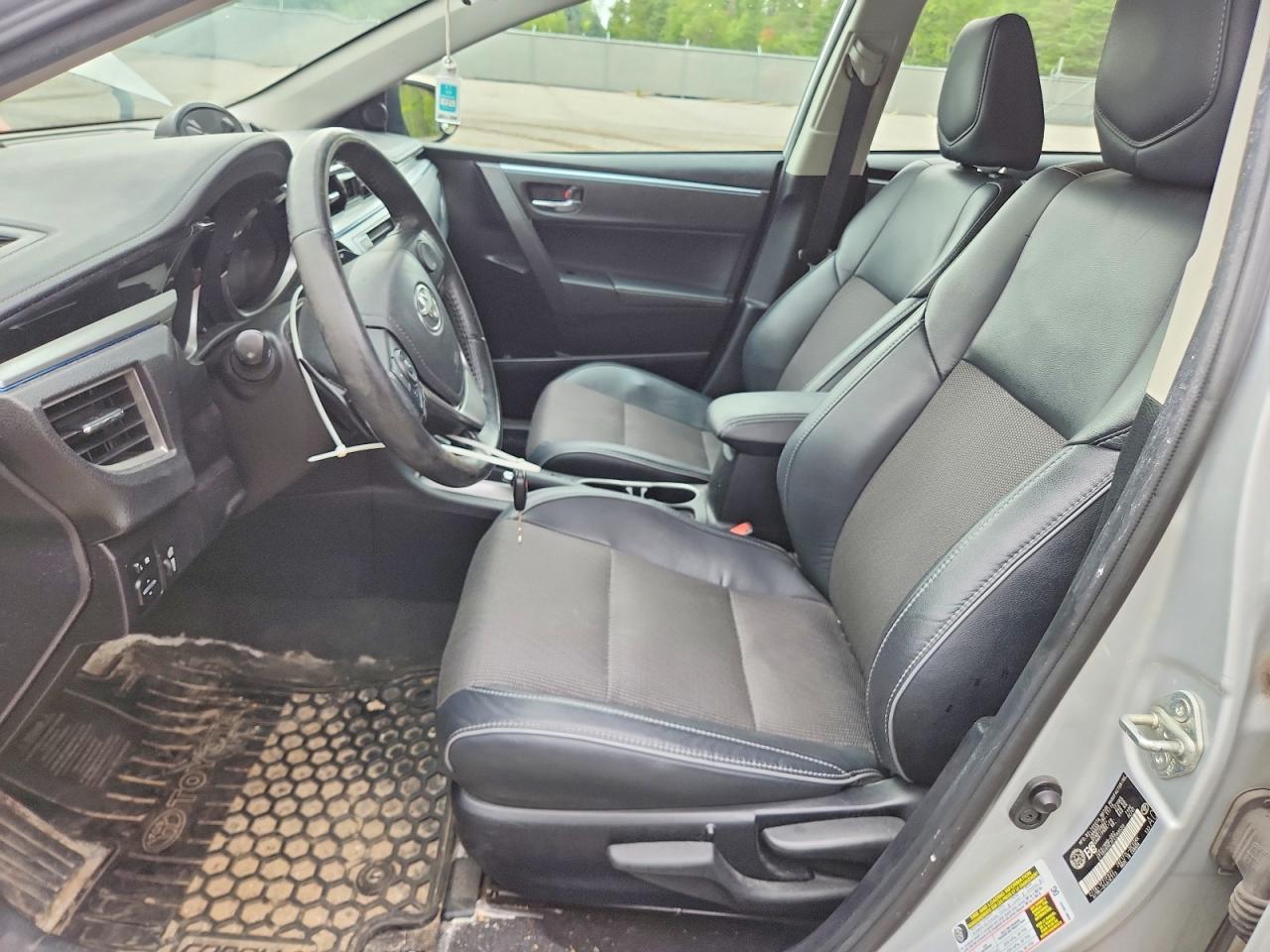 2015 Toyota Corolla L Silver vin: 2T1BURHE3FC299550