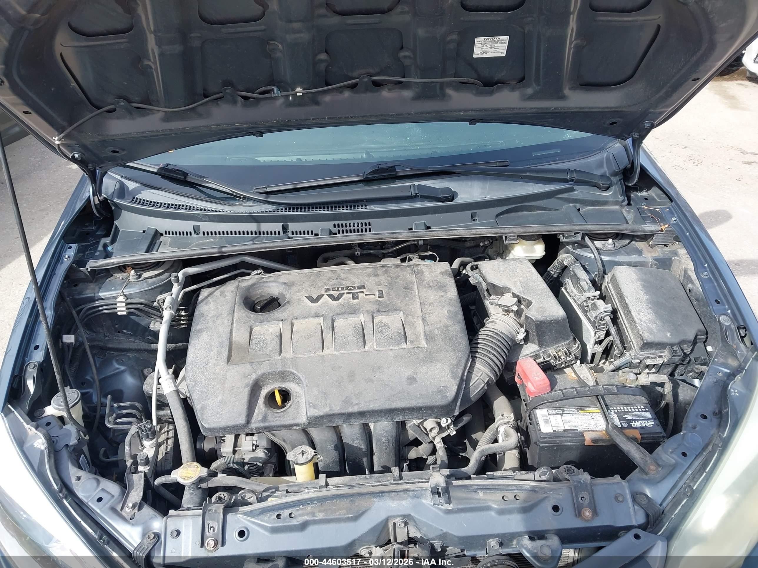 2015 Toyota Corolla Le Blue vin: 2T1BURHE3FC301474