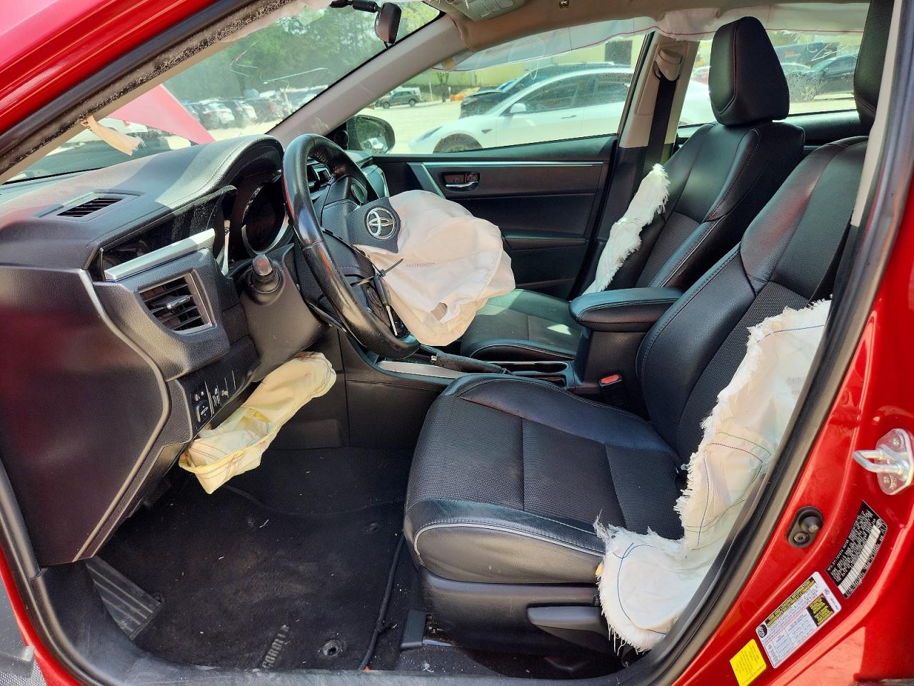 2015 Toyota Corolla S Plus Red vin: 2T1BURHE3FC308943