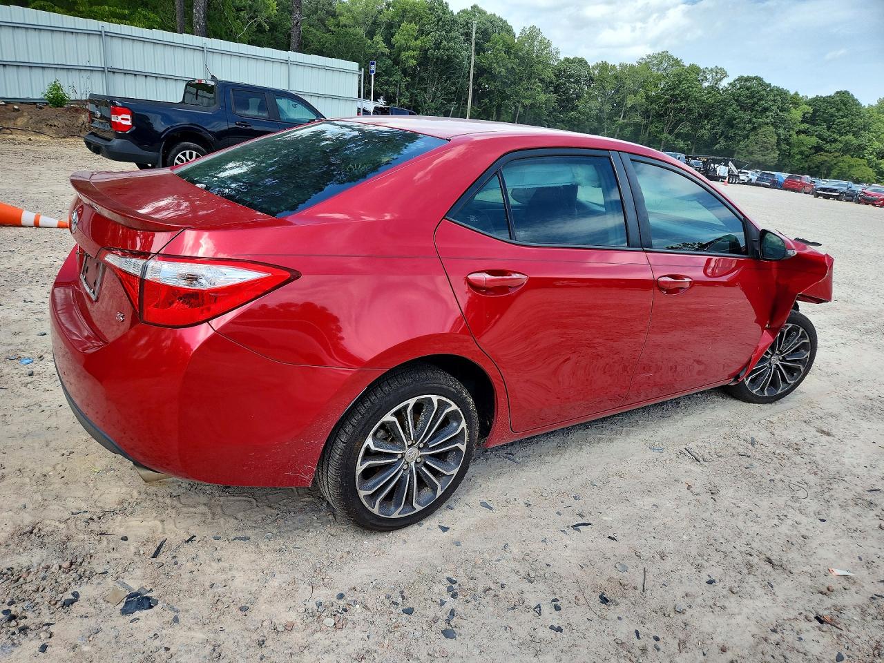 2015 Toyota Corolla S Plus Red vin: 2T1BURHE3FC308943