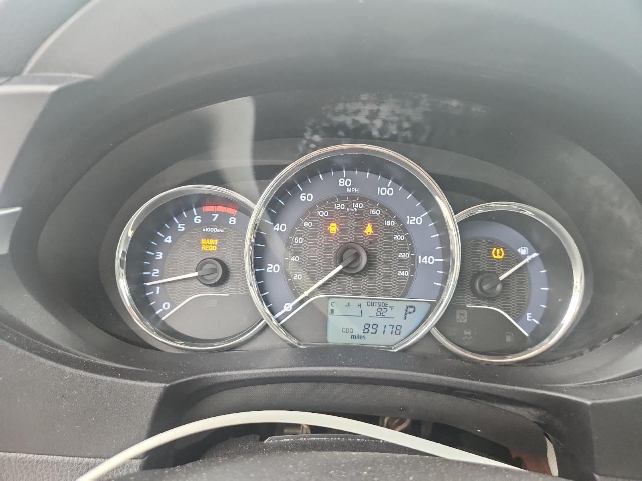 2015 Toyota Corolla Le Серый vin: 2T1BURHE3FC313933