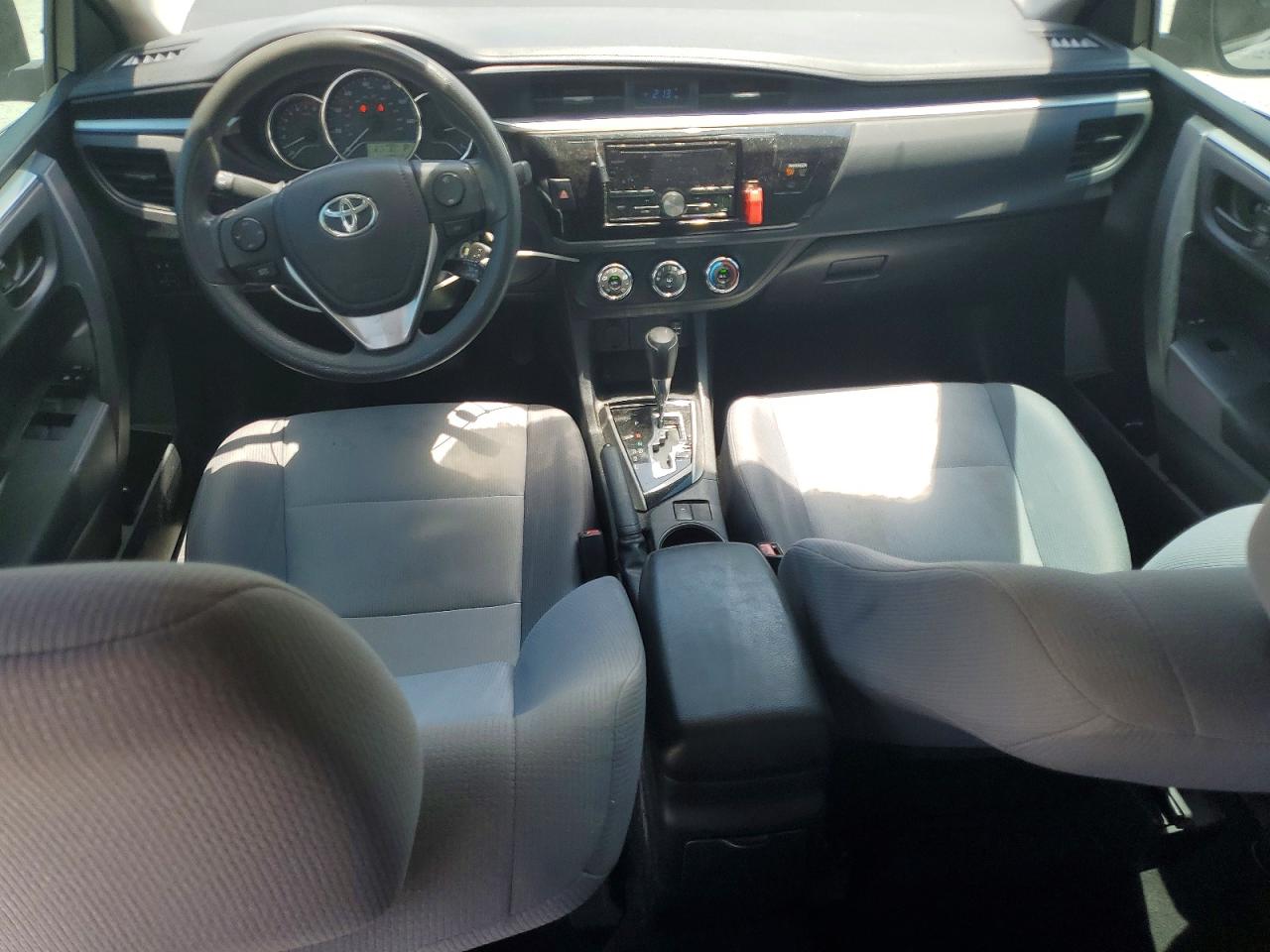 2015 Toyota Corolla L Silver vin: 2T1BURHE3FC313950