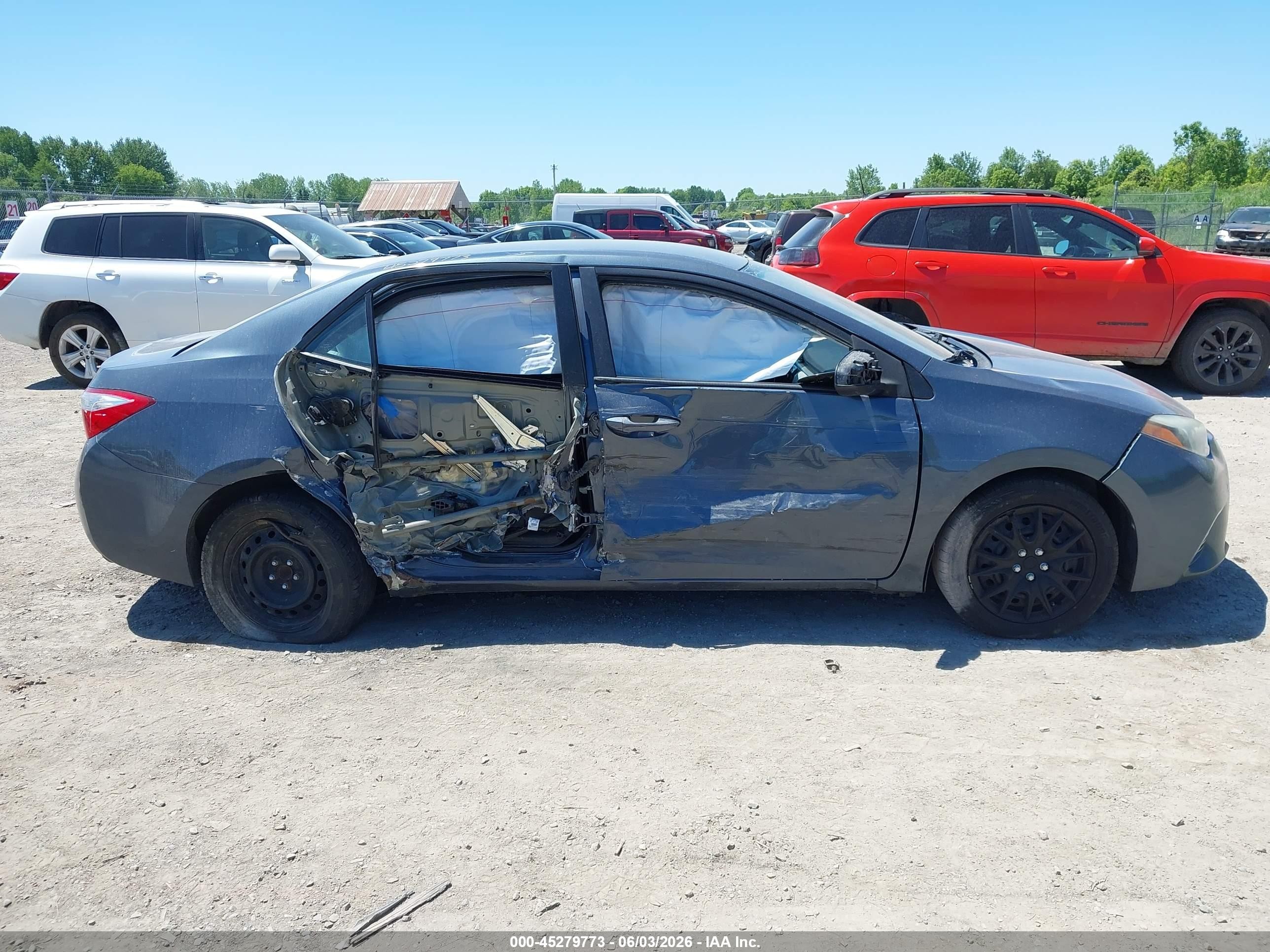 2015 Toyota Corolla Le Gray vin: 2T1BURHE3FC323278