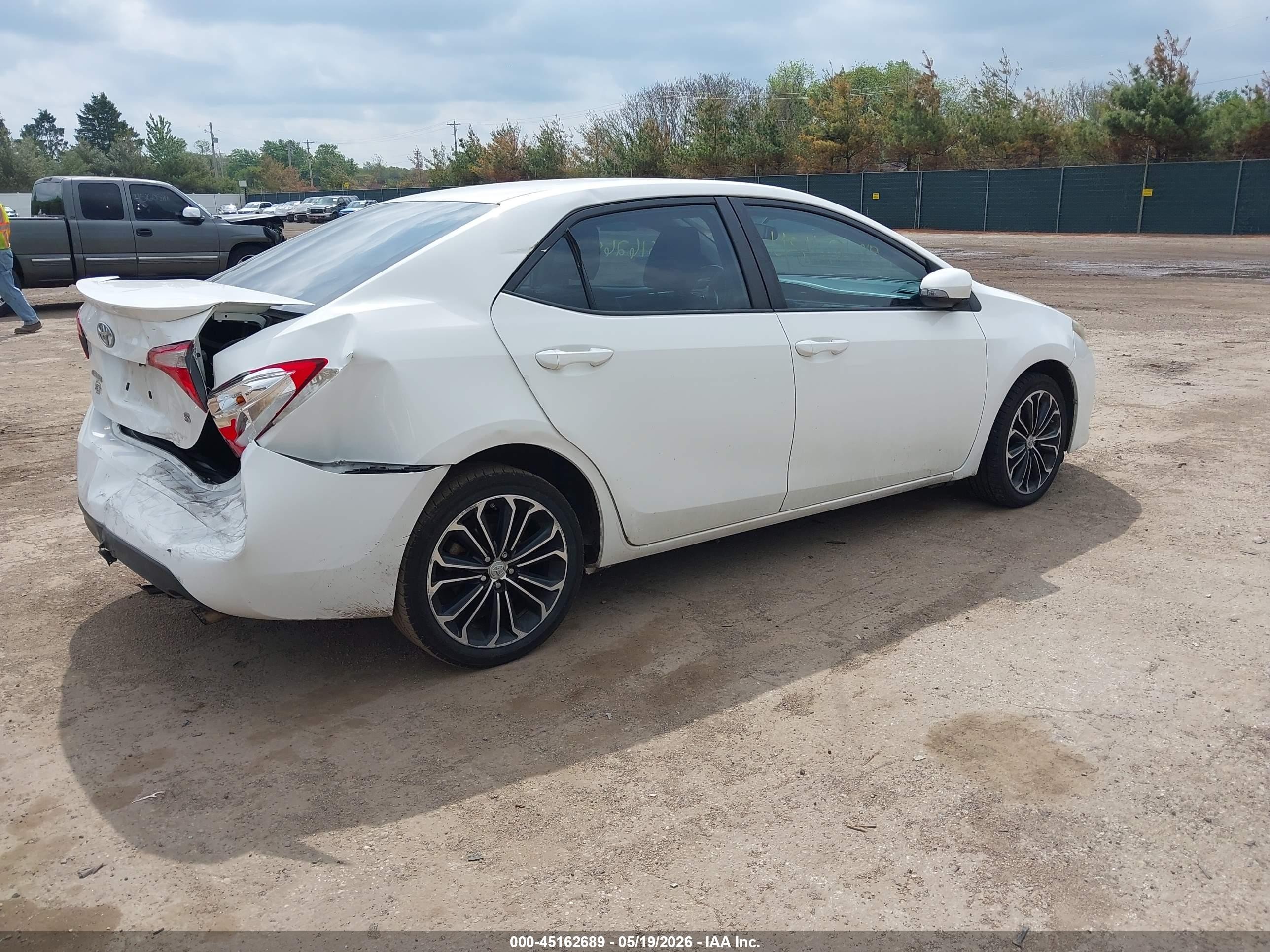 2015 Toyota Corolla S Plus White vin: 2T1BURHE3FC339187