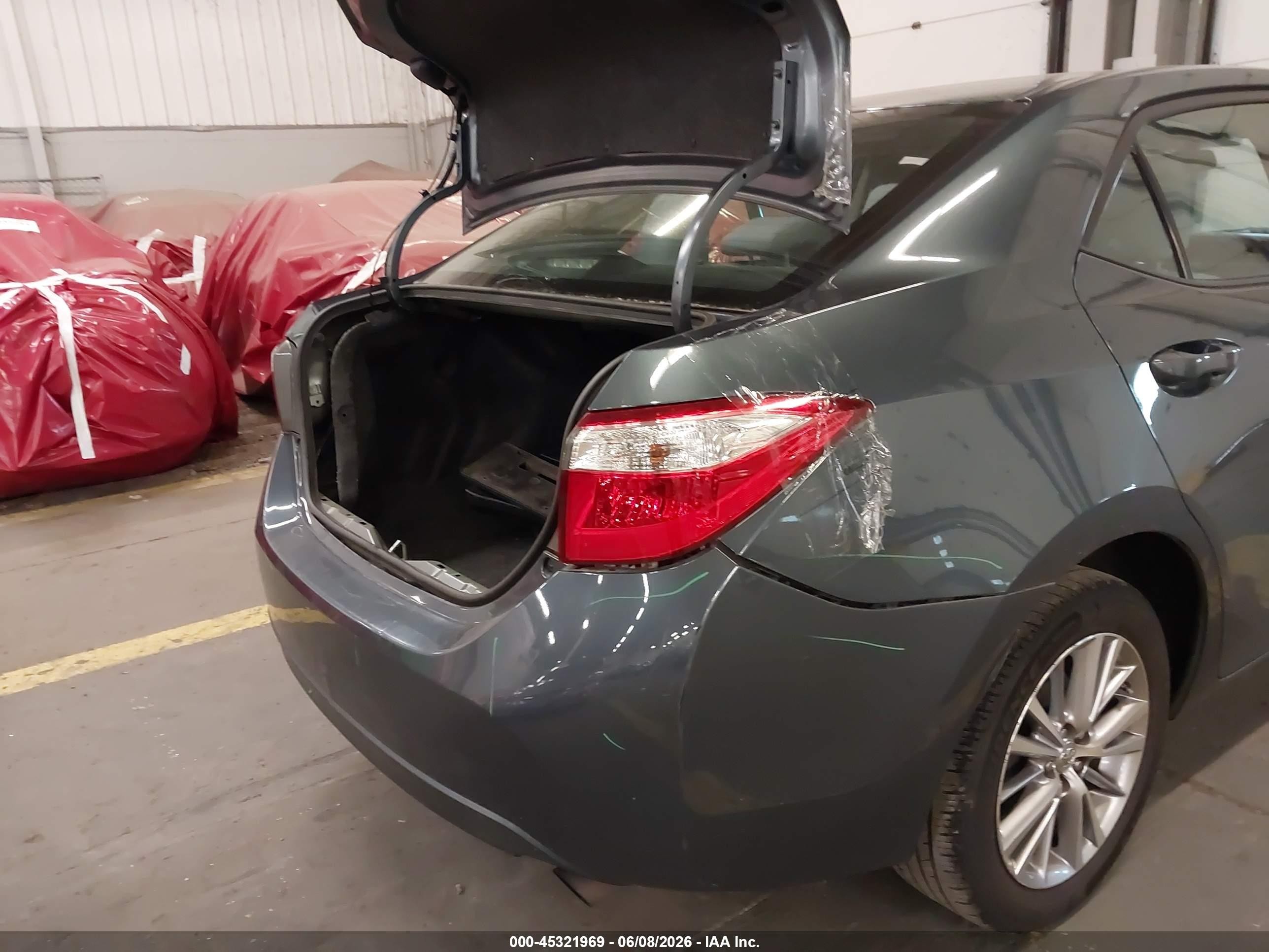 2015 Toyota Corolla Le Plus Blue vin: 2T1BURHE3FC340985