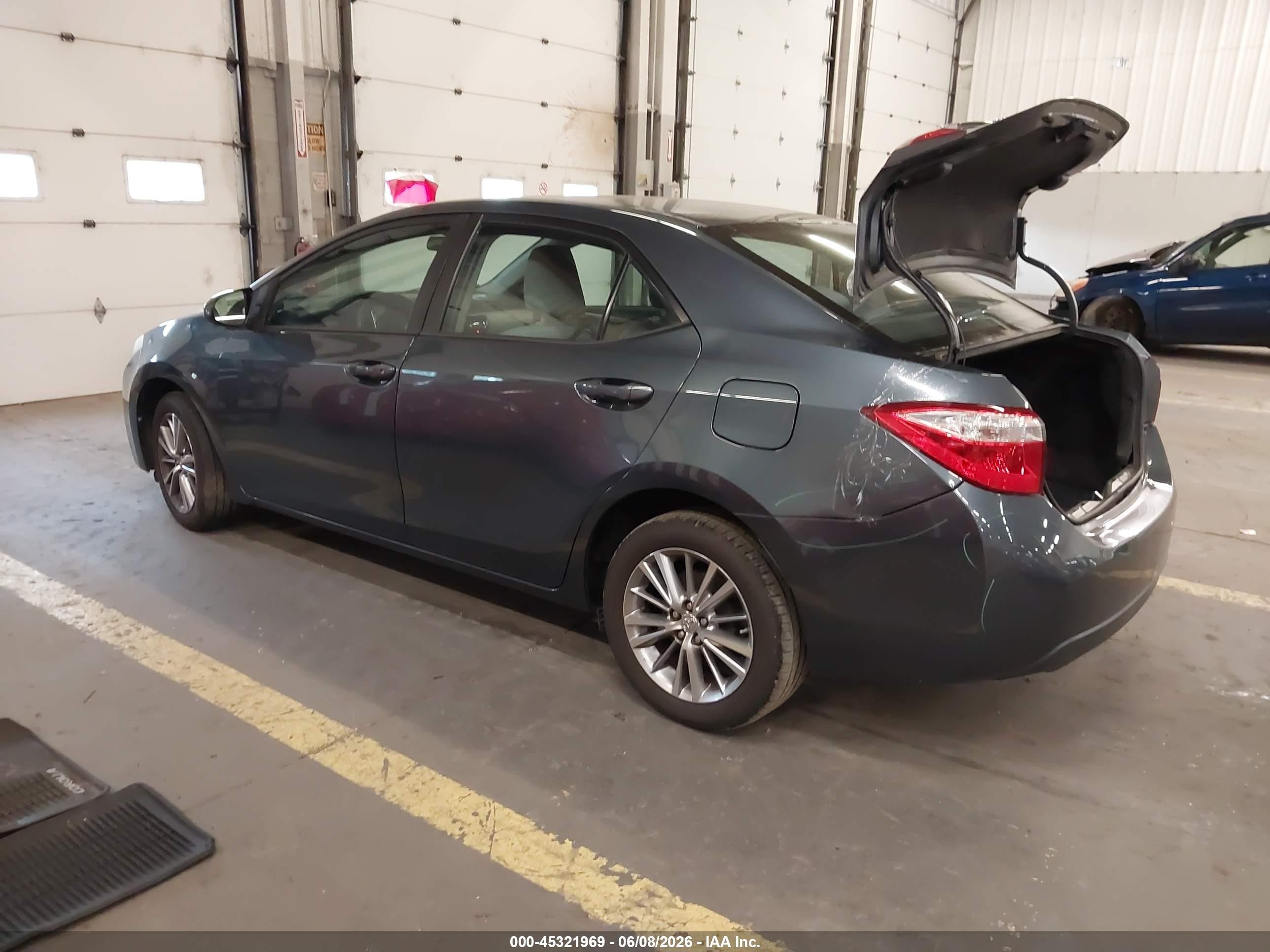 2015 Toyota Corolla Le Plus Blue vin: 2T1BURHE3FC340985