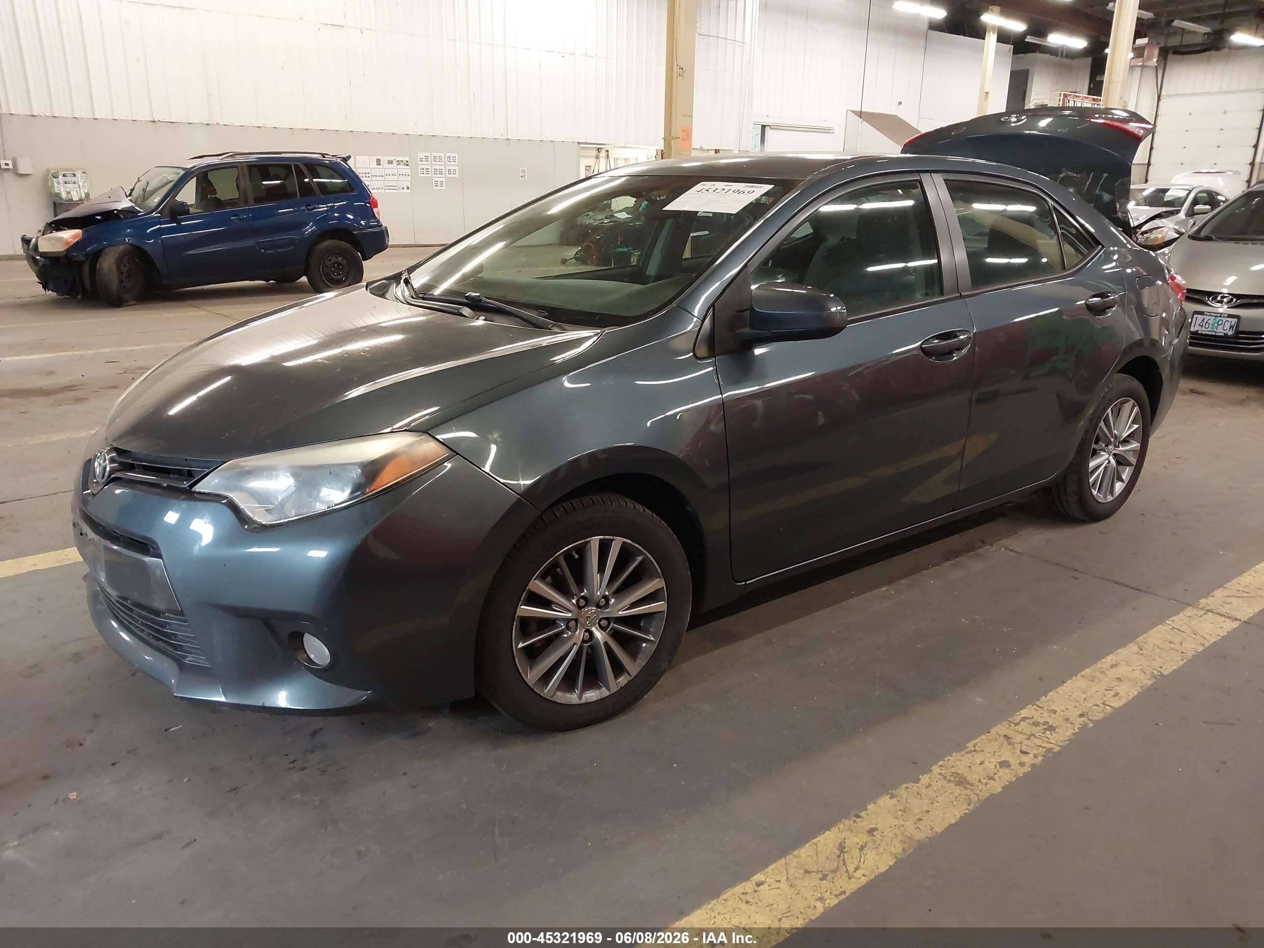2015 Toyota Corolla Le Plus Blue vin: 2T1BURHE3FC340985