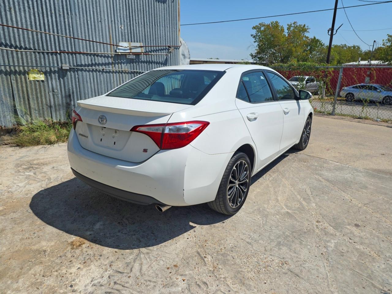 2015 Toyota Corolla S Plus White vin: 2T1BURHE3FC348973