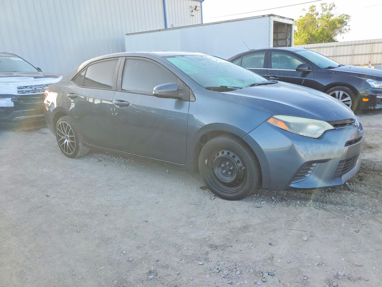2015 Toyota Corolla Le Gray vin: 2T1BURHE3FC352537
