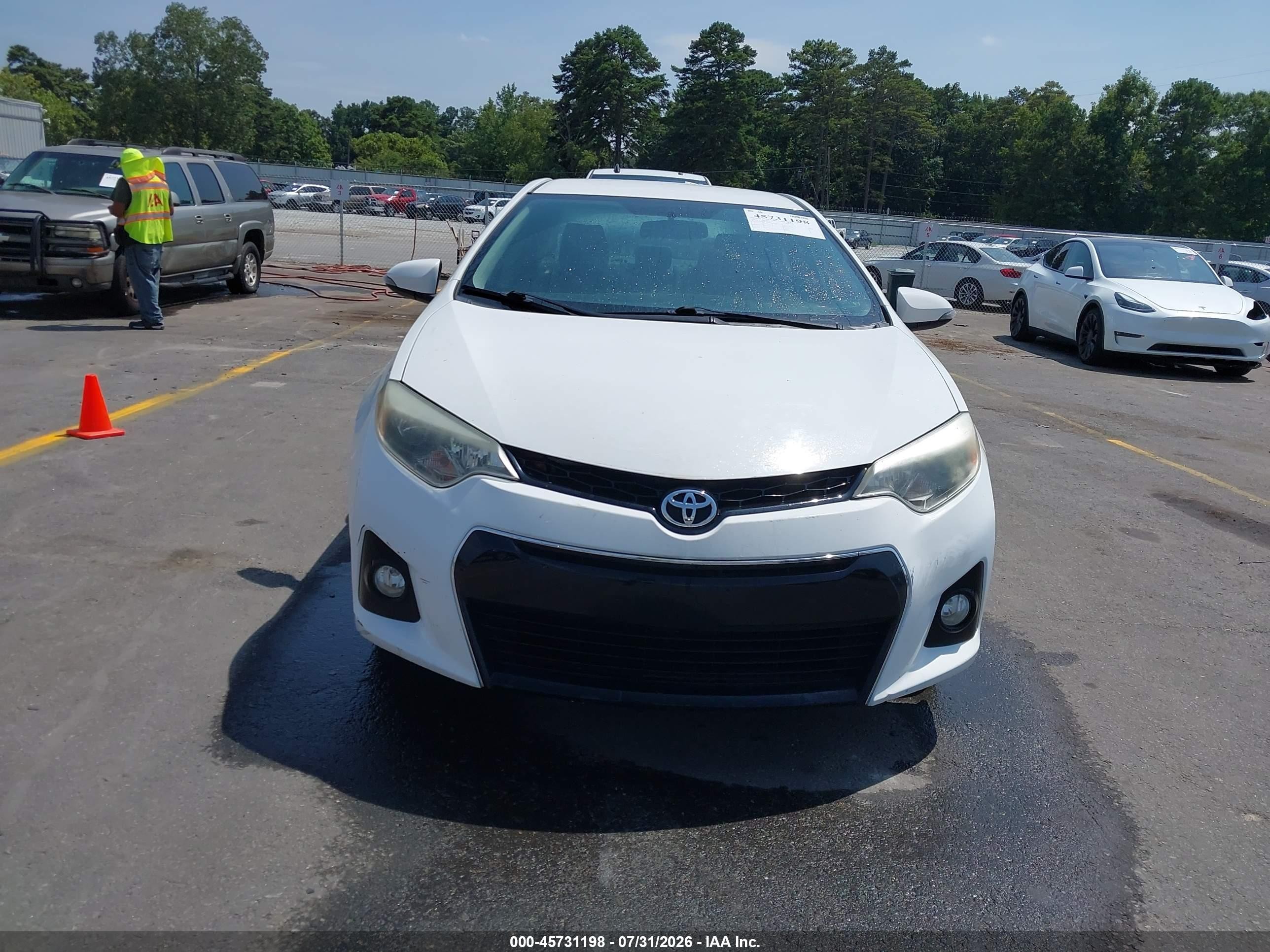 2015 Toyota Corolla S Plus White vin: 2T1BURHE3FC372612