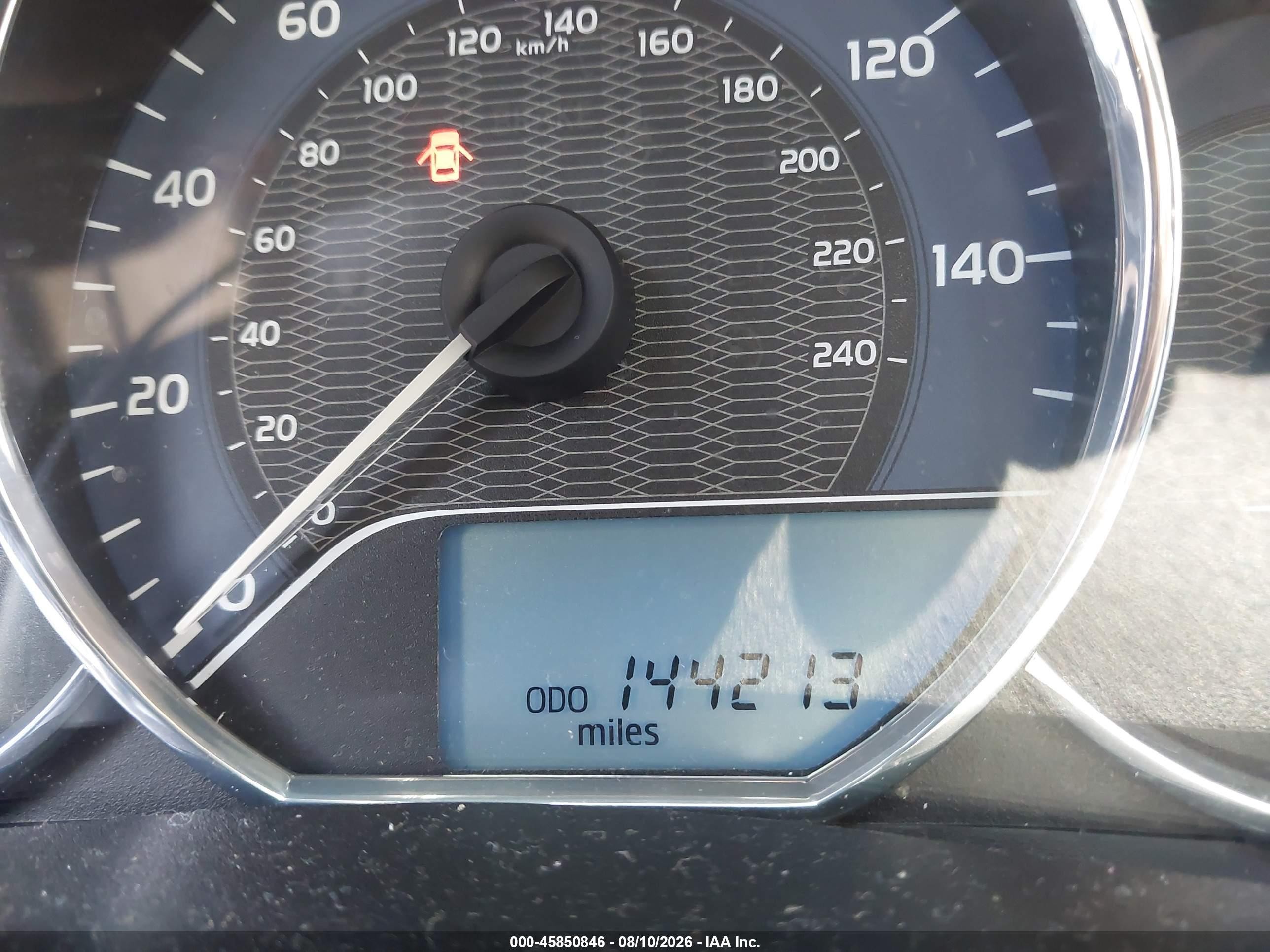 2015 Toyota Corolla L Серебряный vin: 2T1BURHE3FC394335
