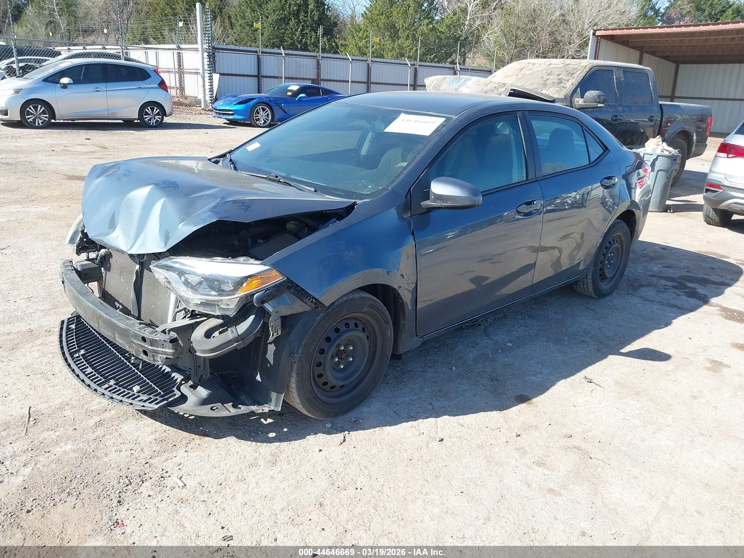 2015 Toyota Corolla Le Gray vin: 2T1BURHE3FC398658