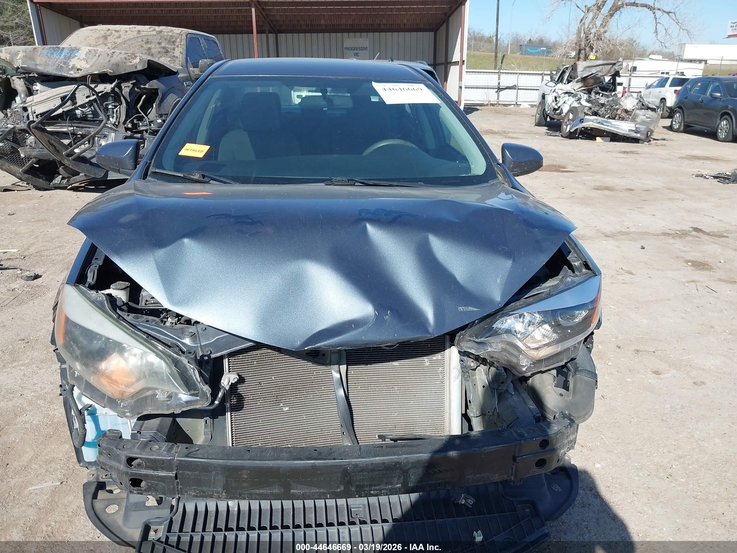 2015 Toyota Corolla Le Gray vin: 2T1BURHE3FC398658