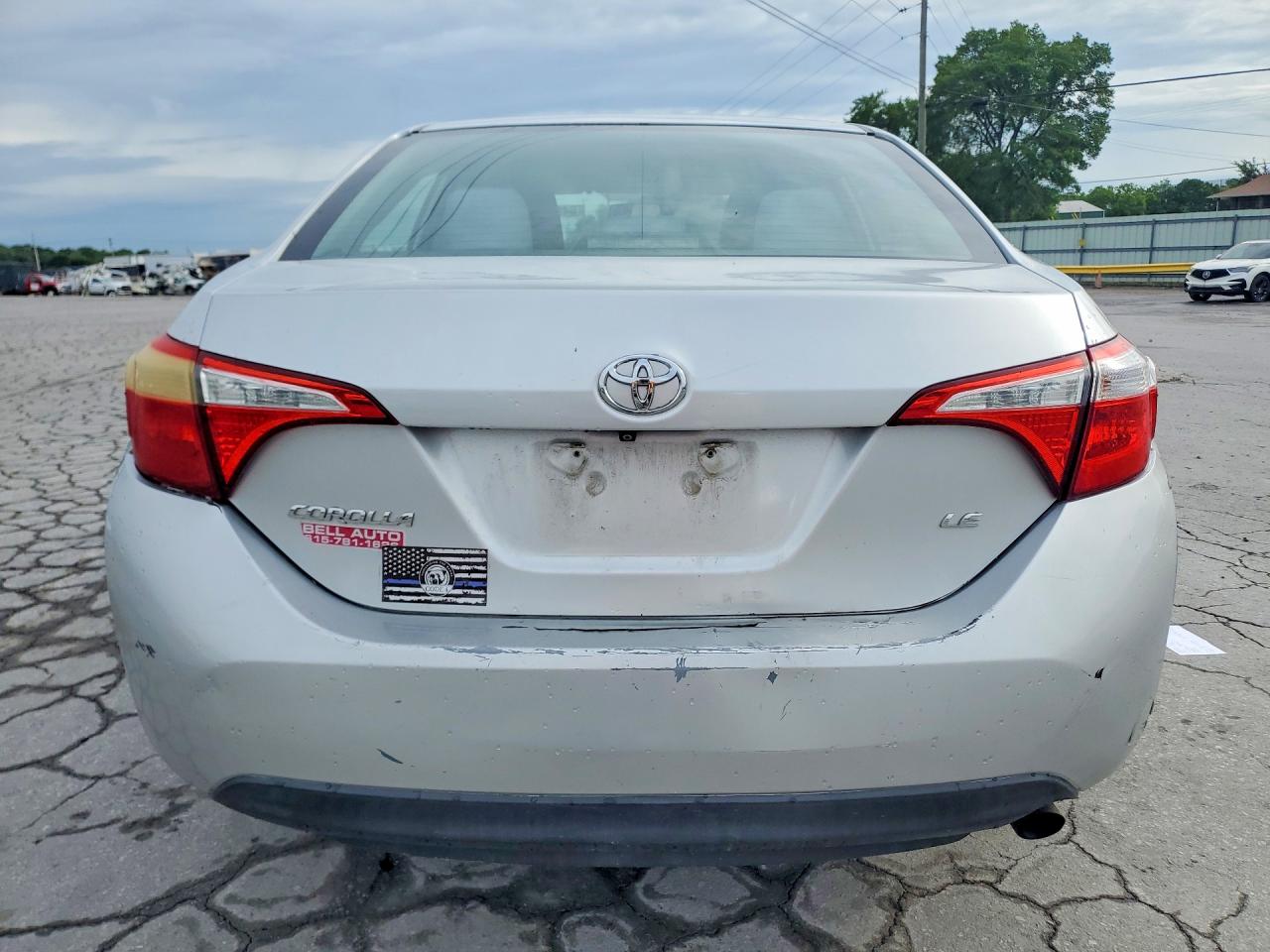 2015 Toyota Corolla Le Silver vin: 2T1BURHE3FC410307