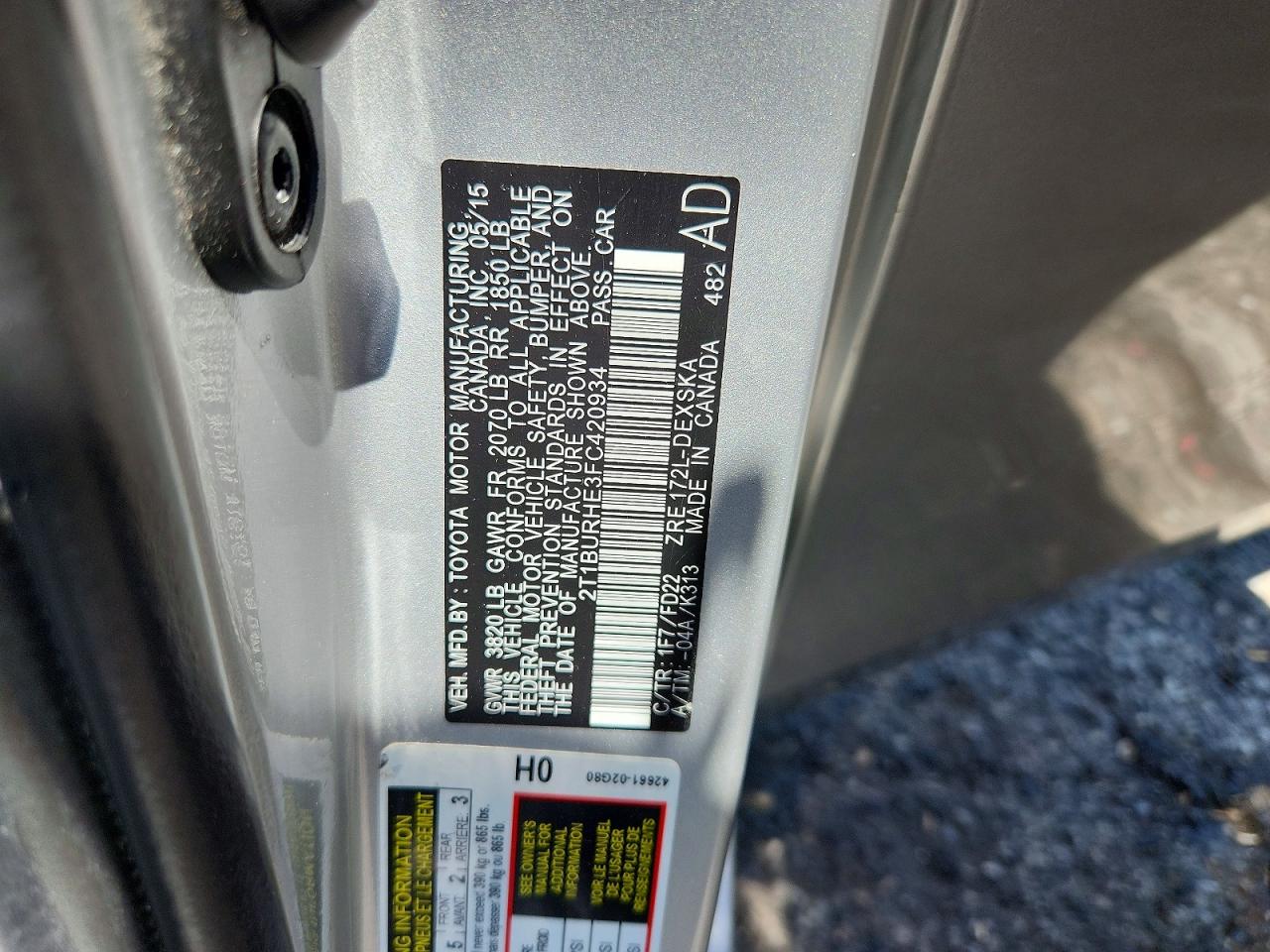 2015 Toyota Corolla S Plus Silver vin: 2T1BURHE3FC420934