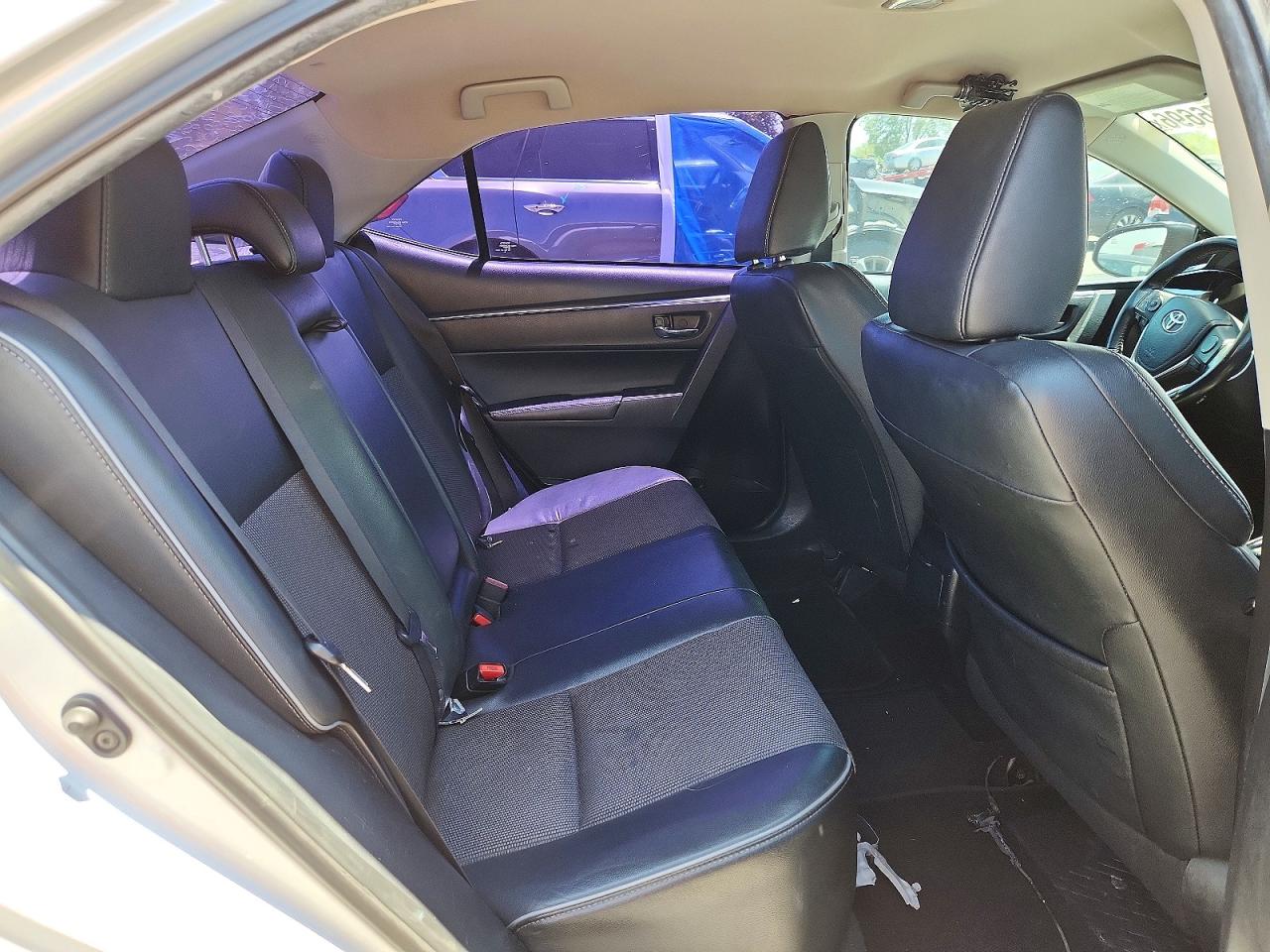 2015 Toyota Corolla S Plus Silver vin: 2T1BURHE3FC420934