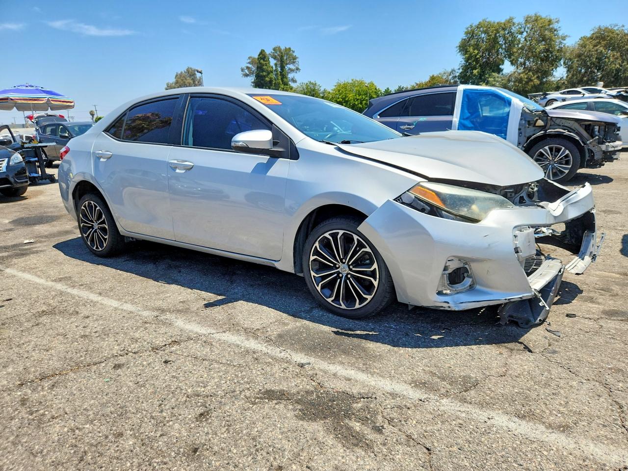 2015 Toyota Corolla S Plus Silver vin: 2T1BURHE3FC420934