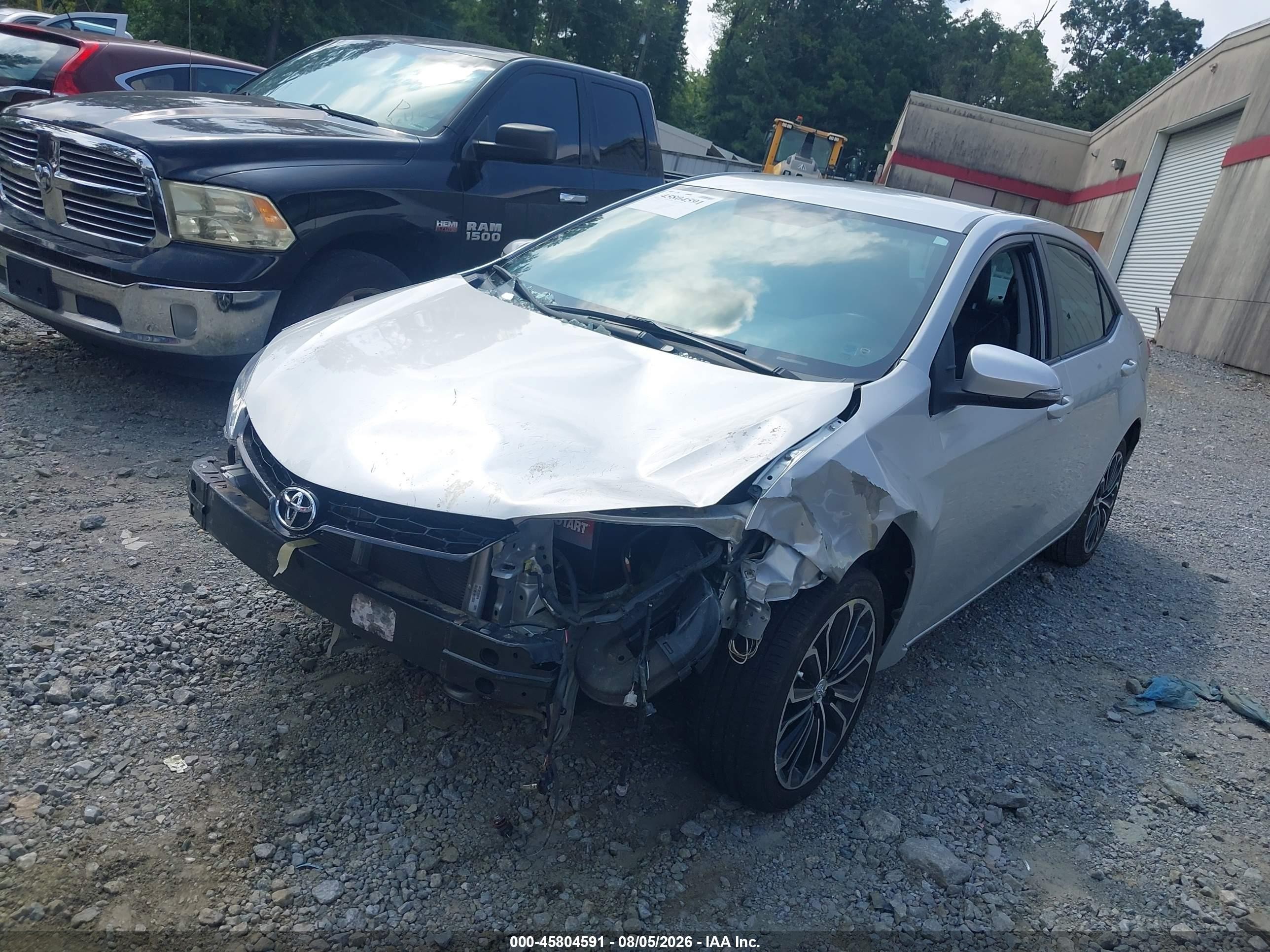 2015 Toyota Corolla S Plus Silver vin: 2T1BURHE3FC452623