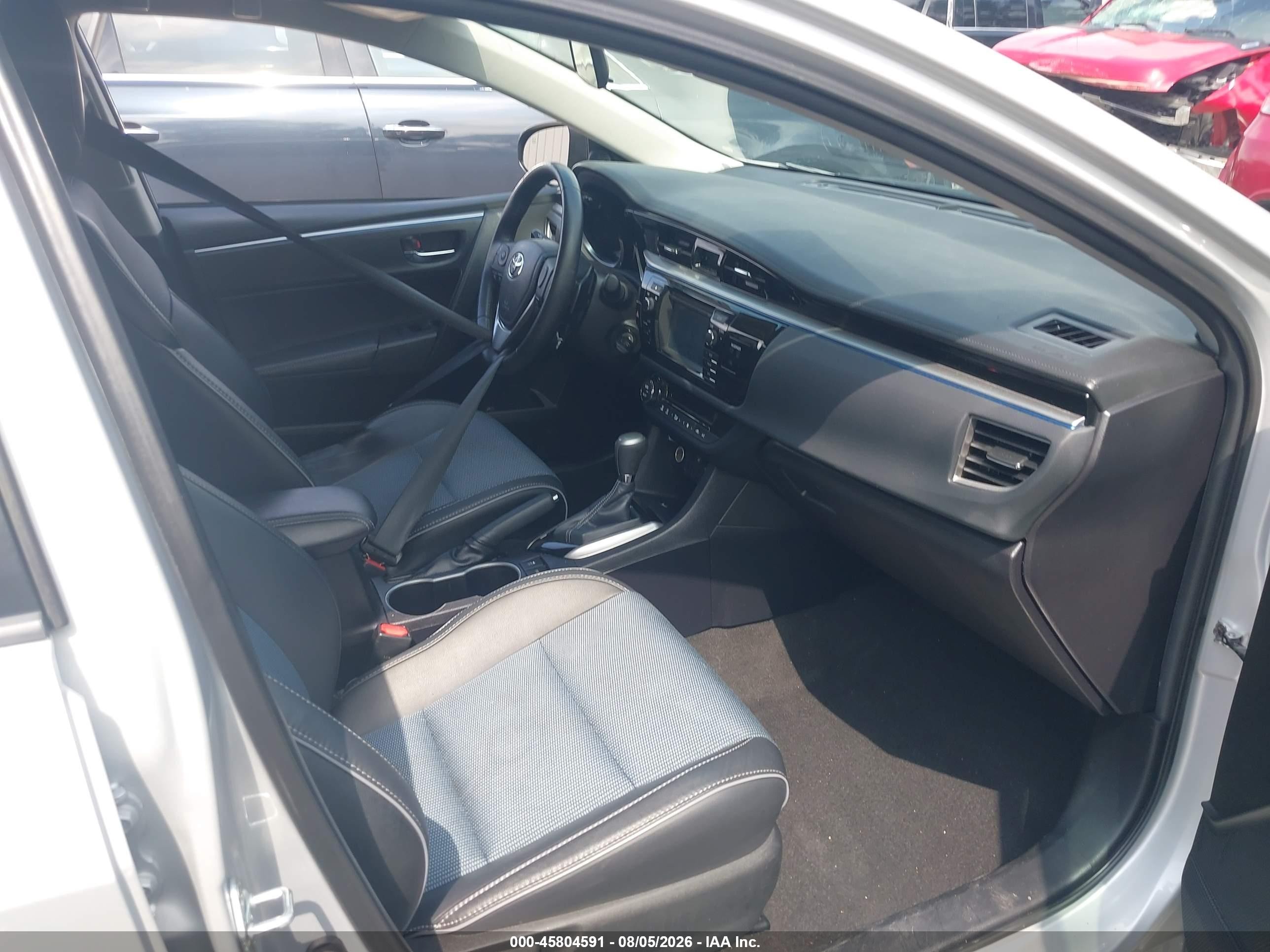 2015 Toyota Corolla S Plus Silver vin: 2T1BURHE3FC452623
