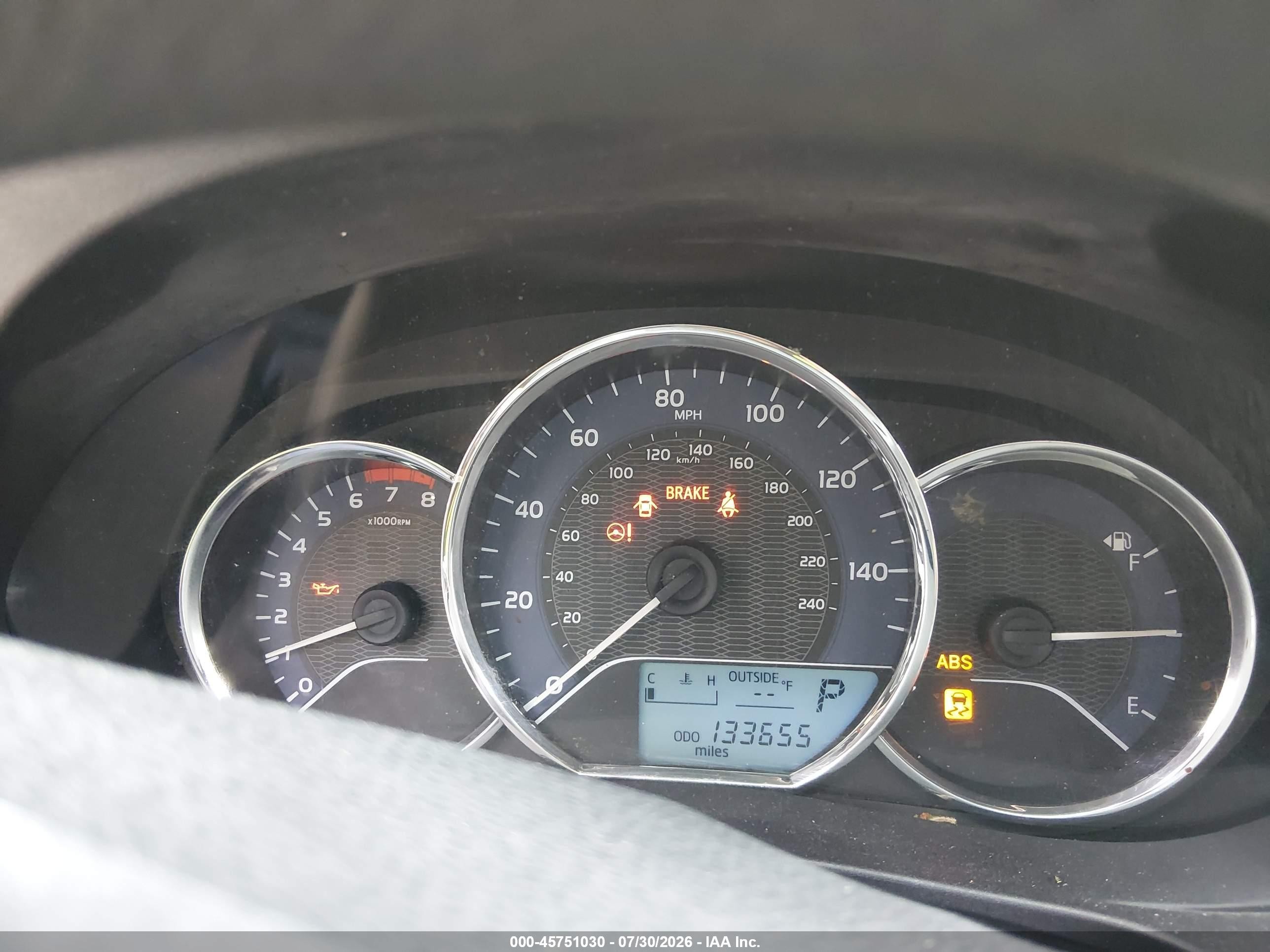 2015 Toyota Corolla Le Белый vin: 2T1BURHE3FC470118