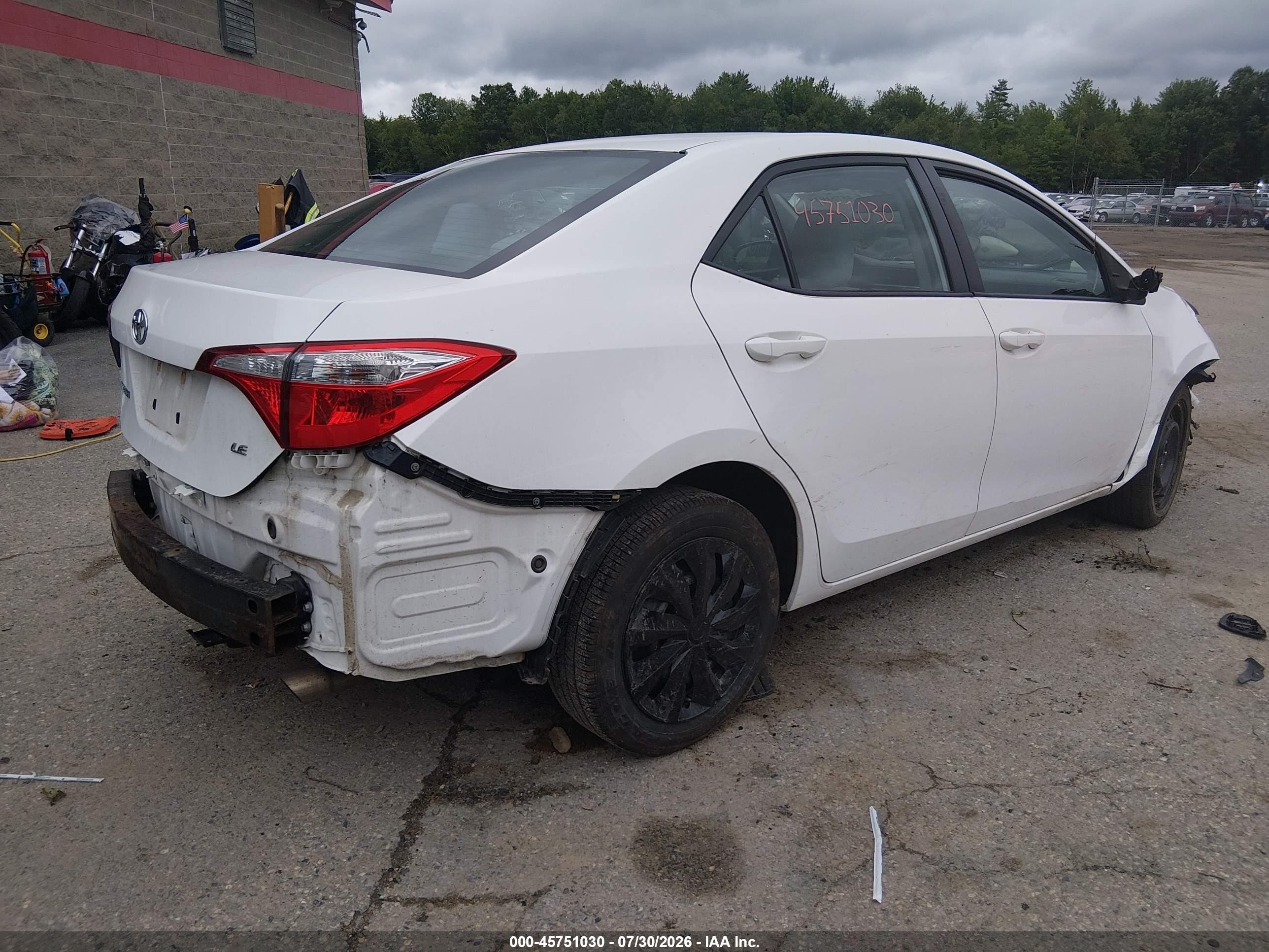 2015 Toyota Corolla Le Белый vin: 2T1BURHE3FC470118
