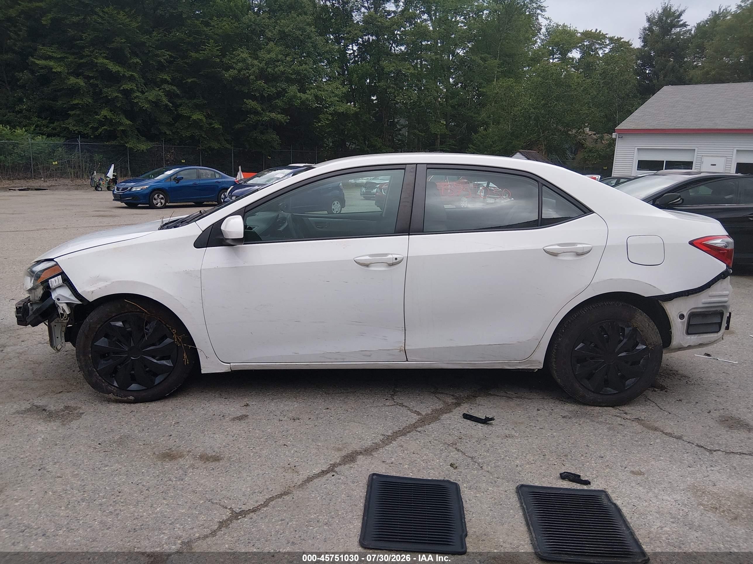 2015 Toyota Corolla Le Белый vin: 2T1BURHE3FC470118