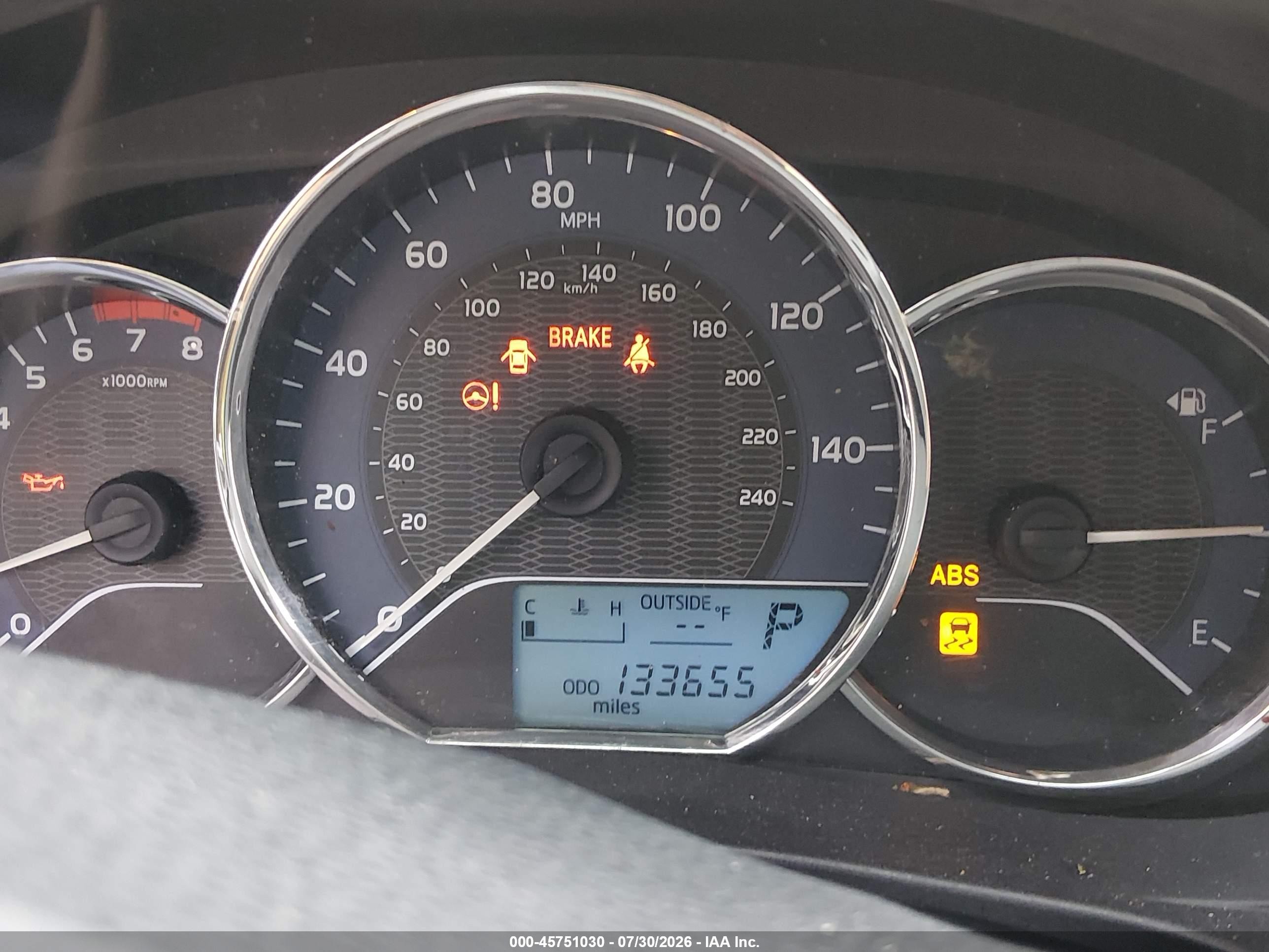 2015 Toyota Corolla Le Белый vin: 2T1BURHE3FC470118