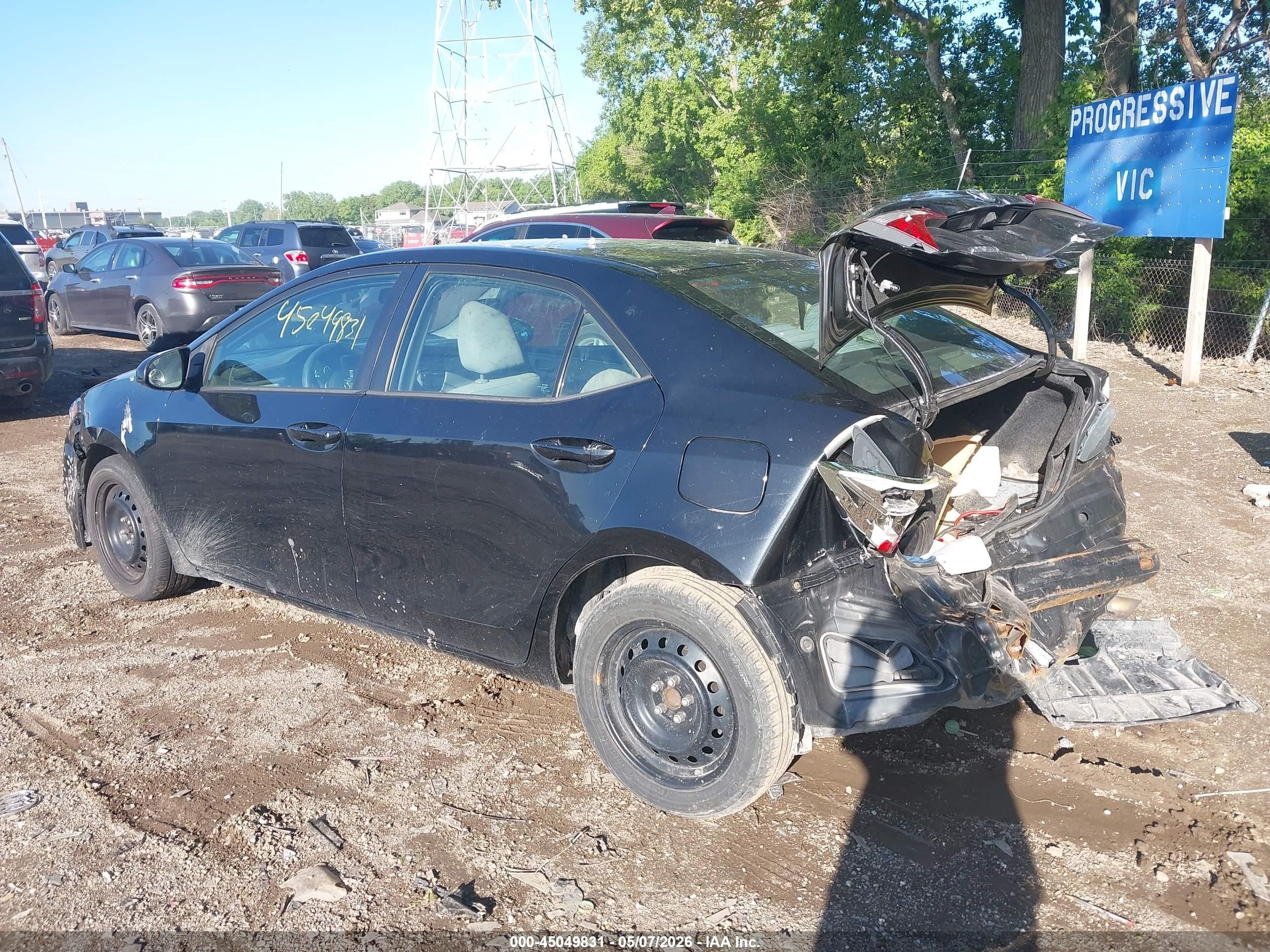 2015 Toyota Corolla Le Черный vin: 2T1BURHE3FC472404