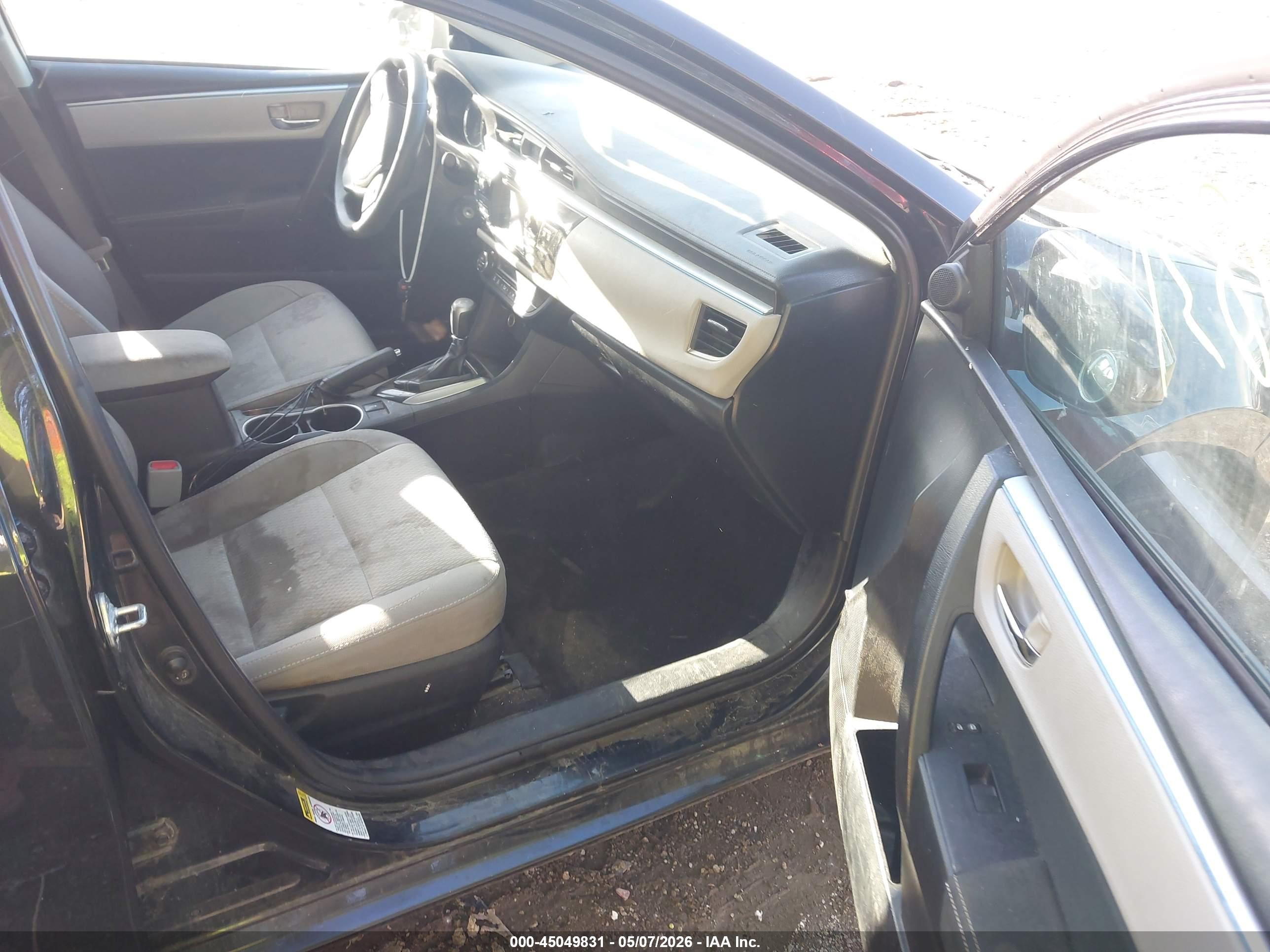 2015 Toyota Corolla Le Черный vin: 2T1BURHE3FC472404